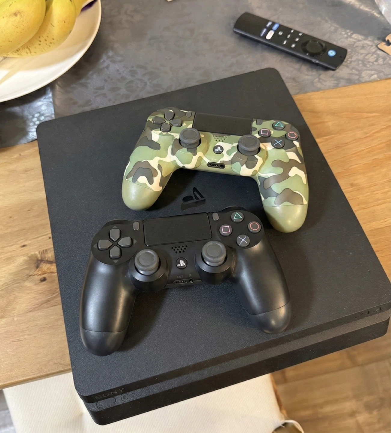 PlayStation 4 slim Console with 2 Controllers