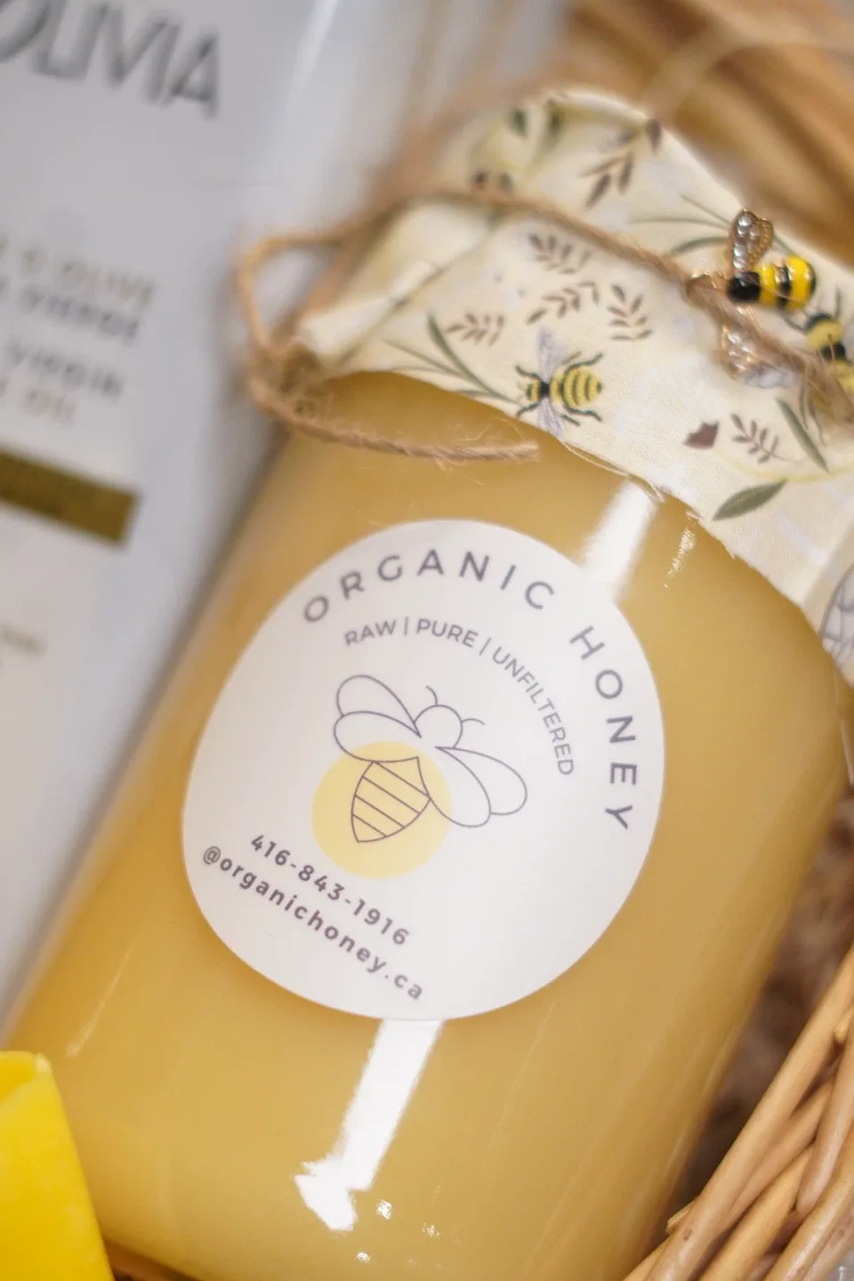 Organic Honey Gift Basket image indicator(2)