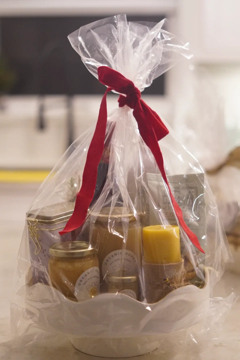 Organic Honey Gift Basket image indicator(3)