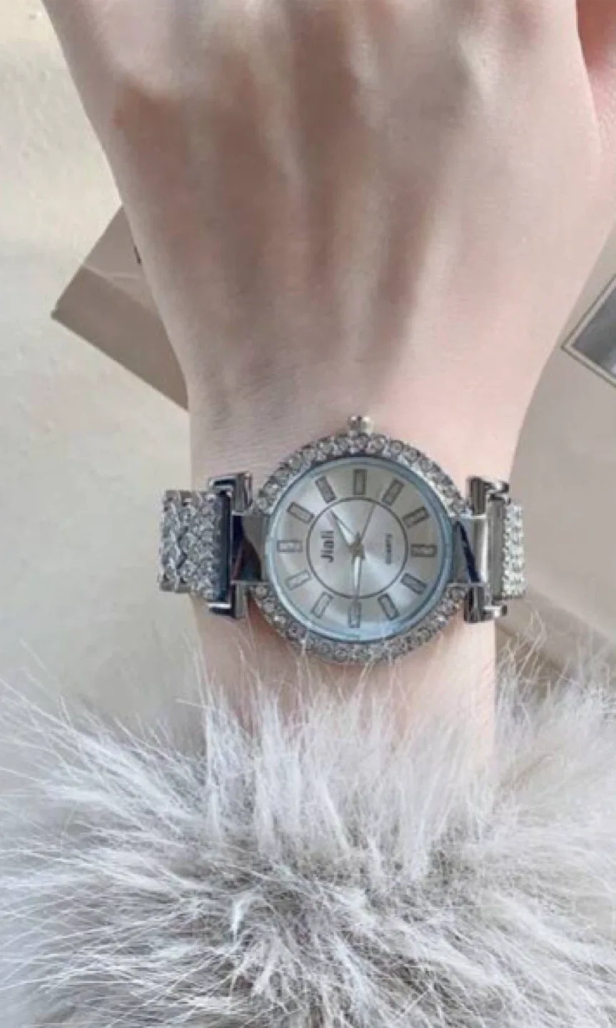 Jiali Quartz Silver Women's Watch image indicator(2)