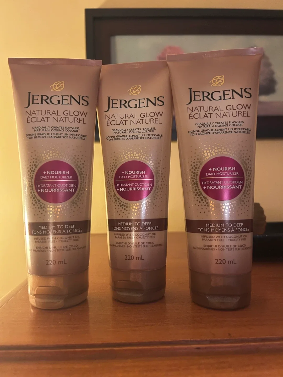 3 Jergens Natural Glow Daily Moisturizers