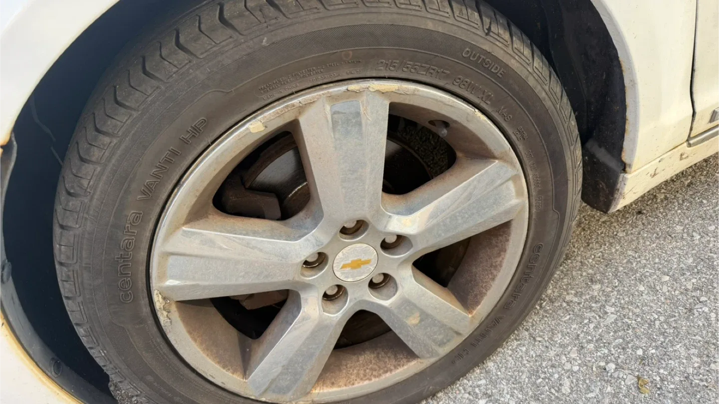 2009 Chevrolet Malibu image indicator(6)