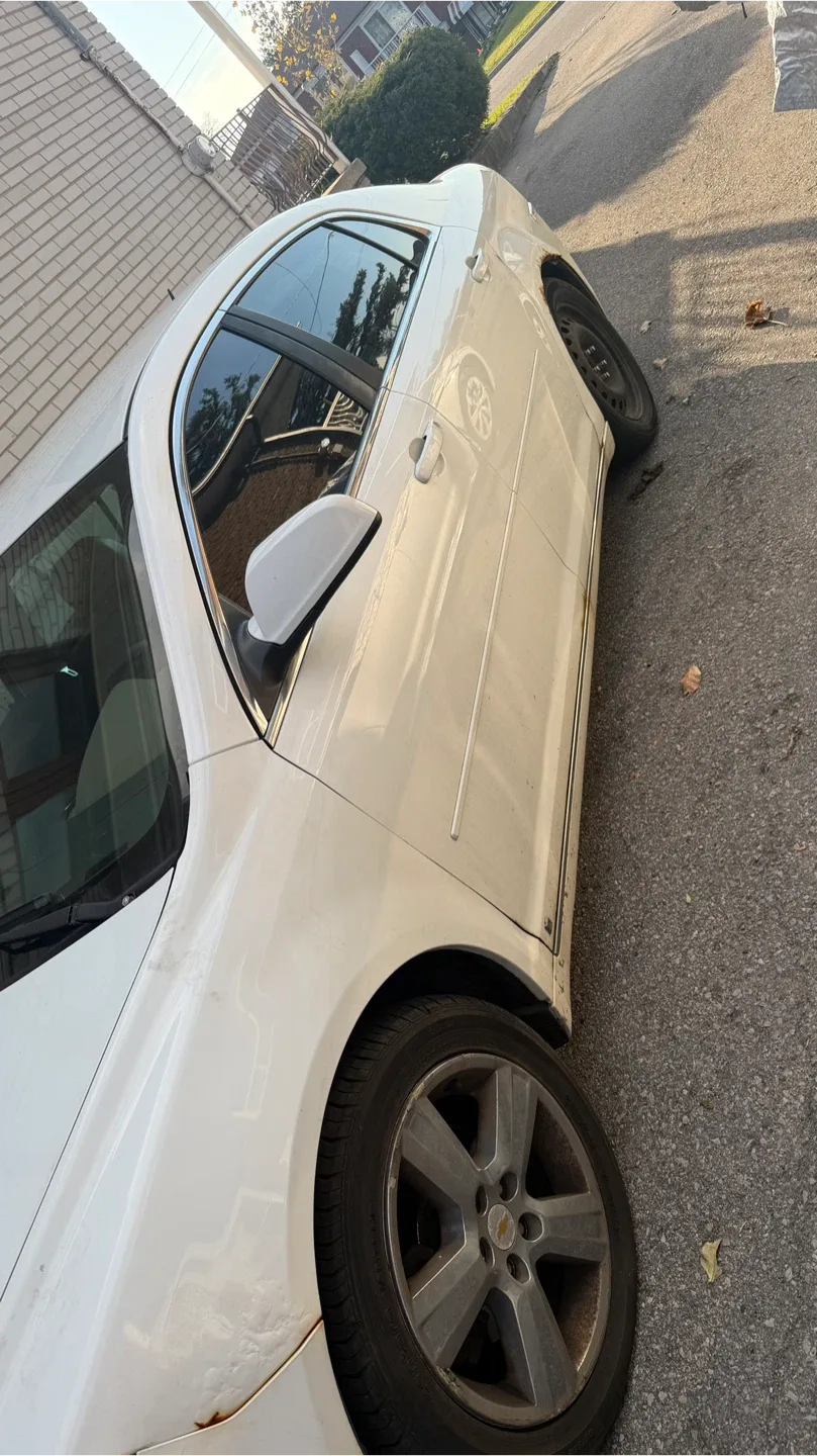 2009 Chevrolet Malibu image indicator(2)