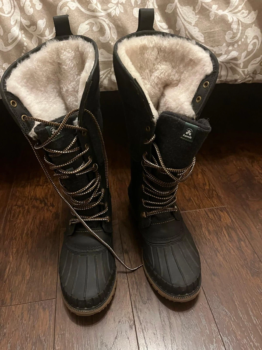 Kamik Black Winter Boots, Size 8 - photo 2
