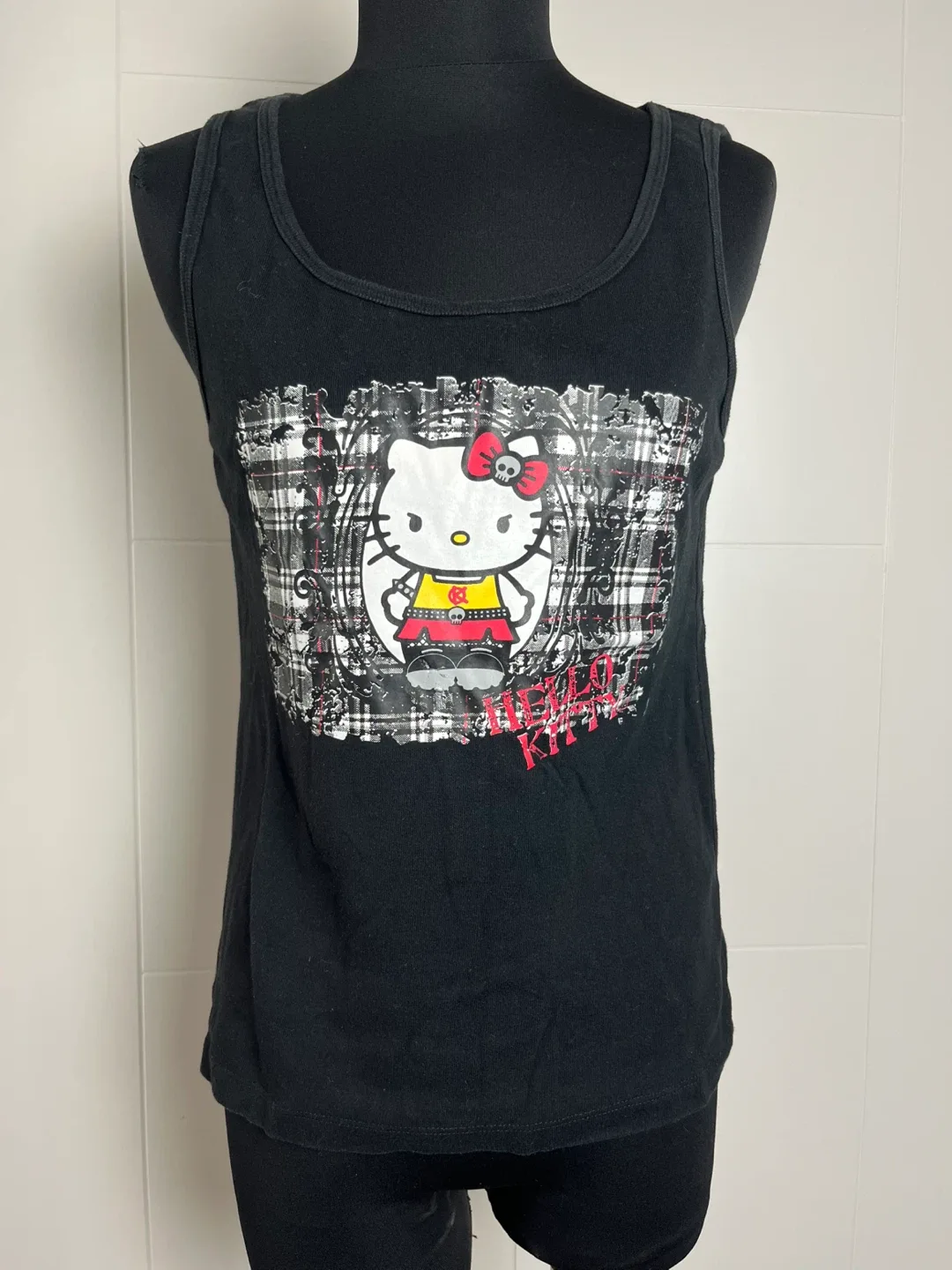 Sanrio Hello Kitty Black Tank Top - Size L