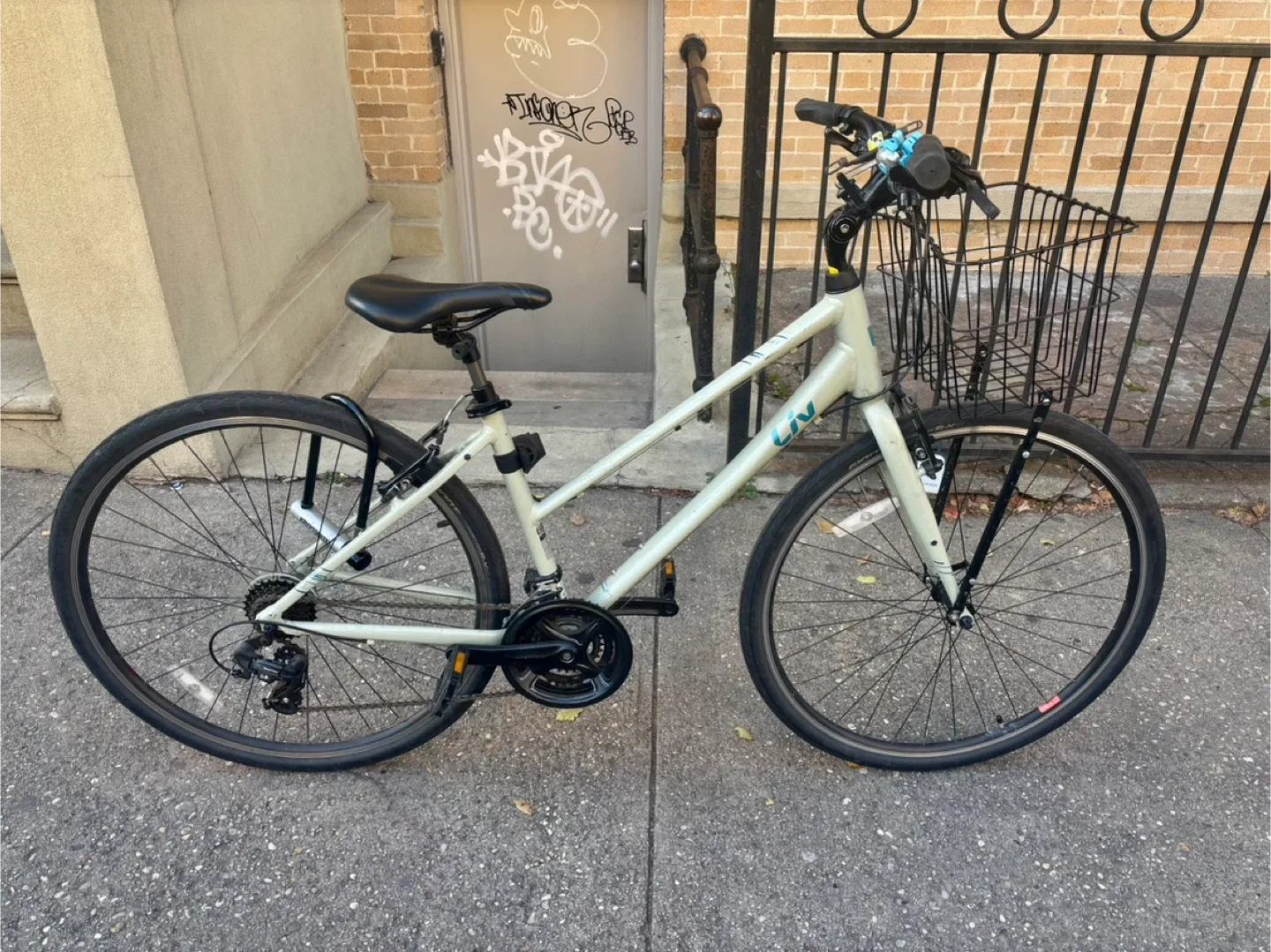 Liv Alight 2 City Bike - Great Condition!
