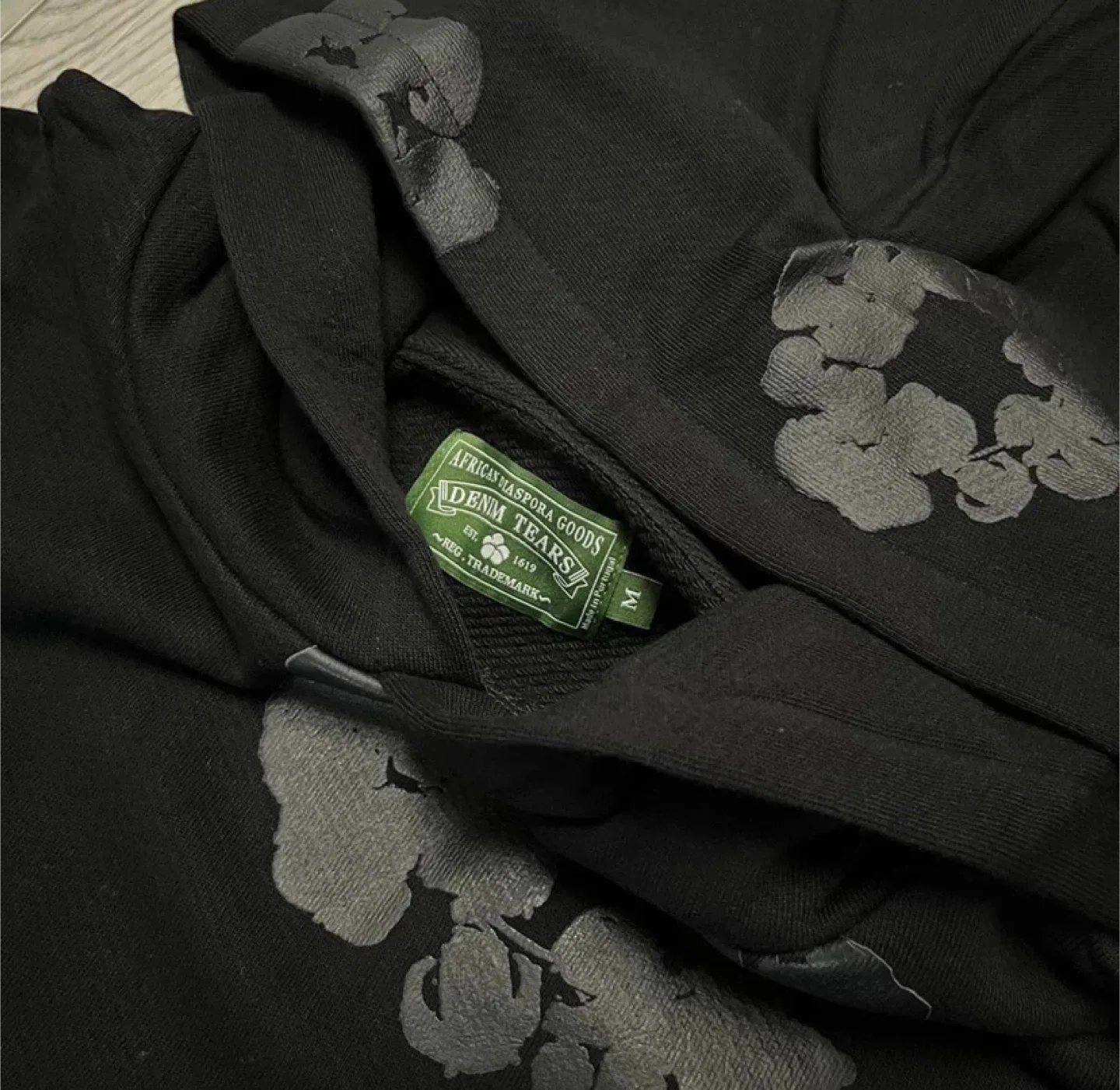 Denim Tears Black Cotton Wreath Hoodie - All Sizes image indicator(3)