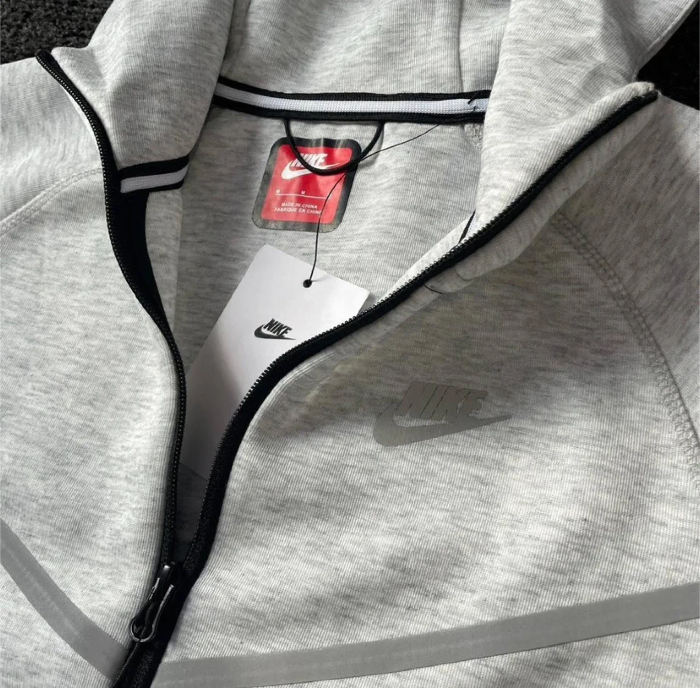 Nike Tech Fleece Reflective Tracksuit (Grey) - NWT image indicator(4)