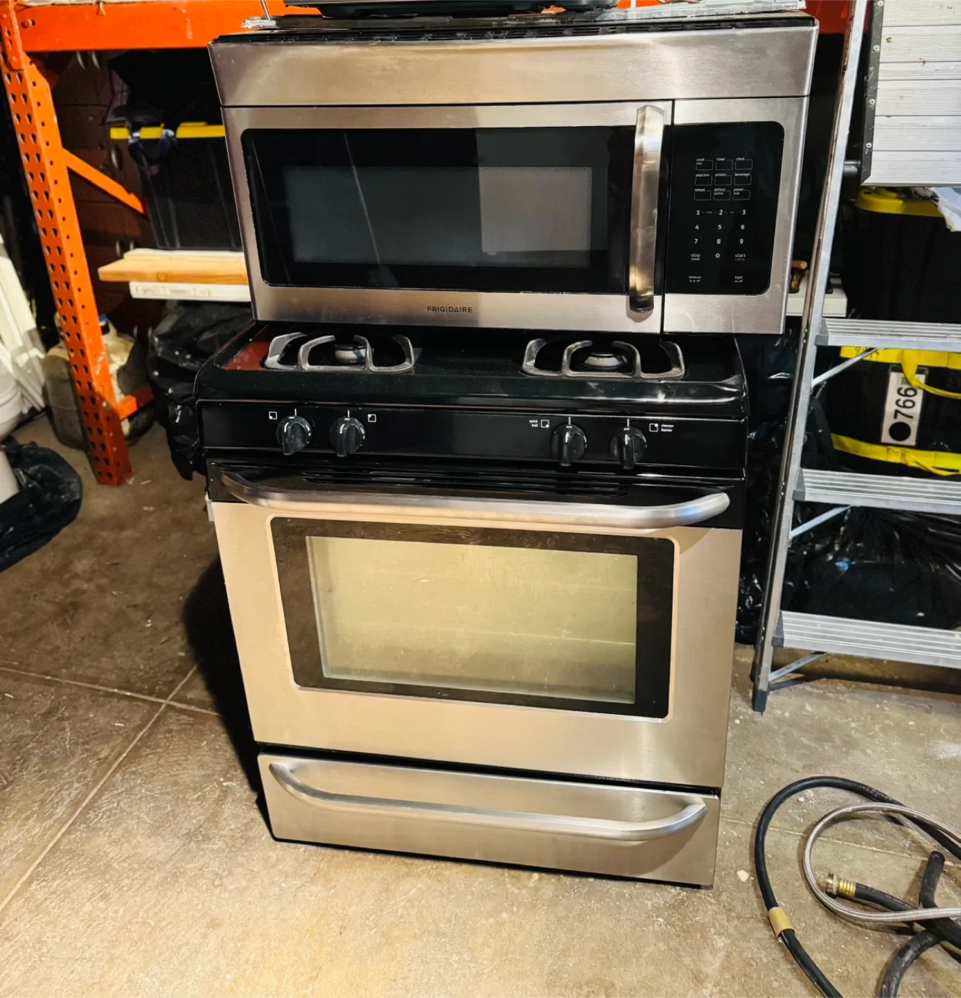 Frigidaire Gas Range Oven & Microwave Combo