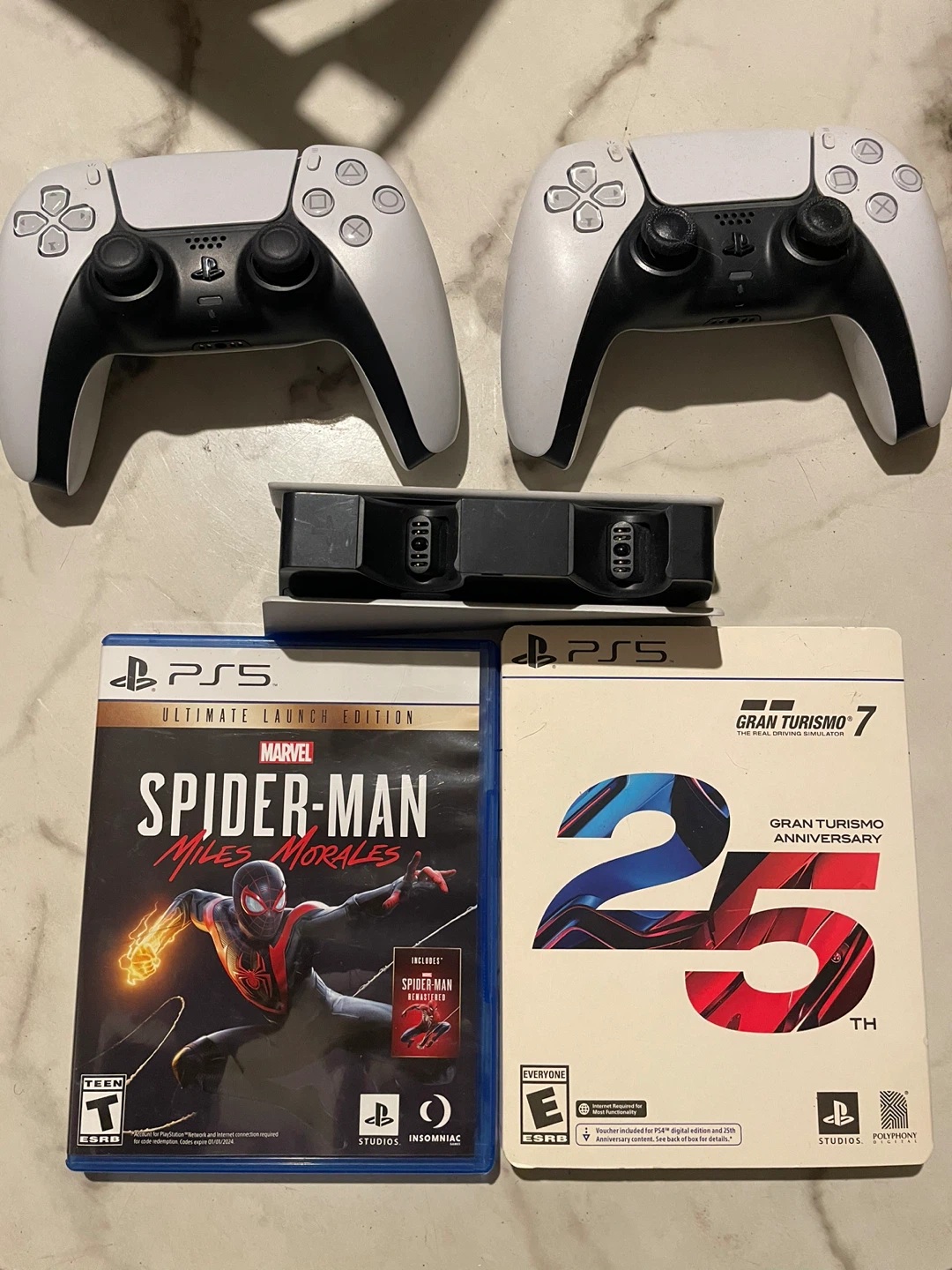 PlayStation 5 (PS5) Console Bundle - photo 3