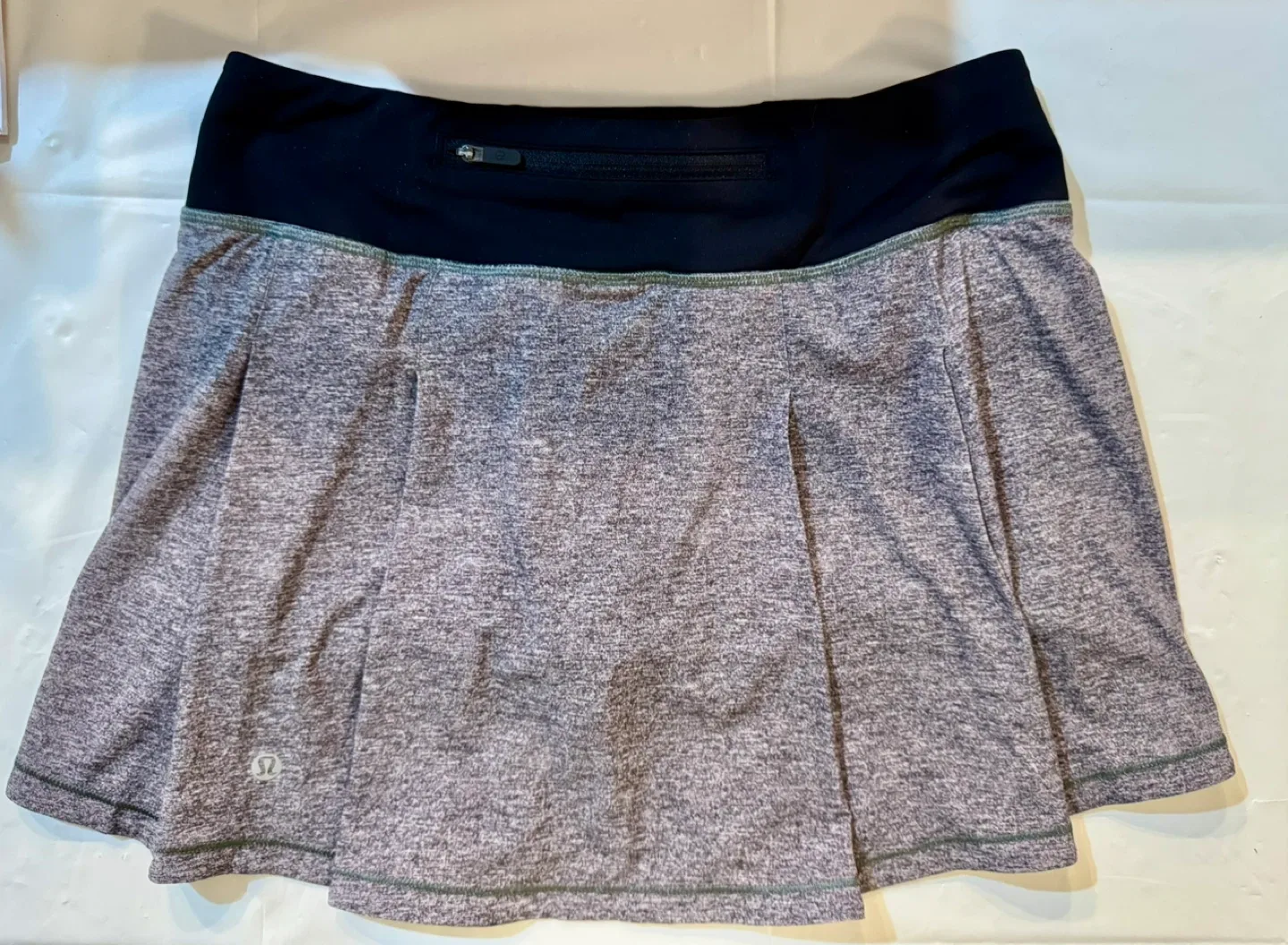 Lululemon Skirt_Heathered Grey_Size 4