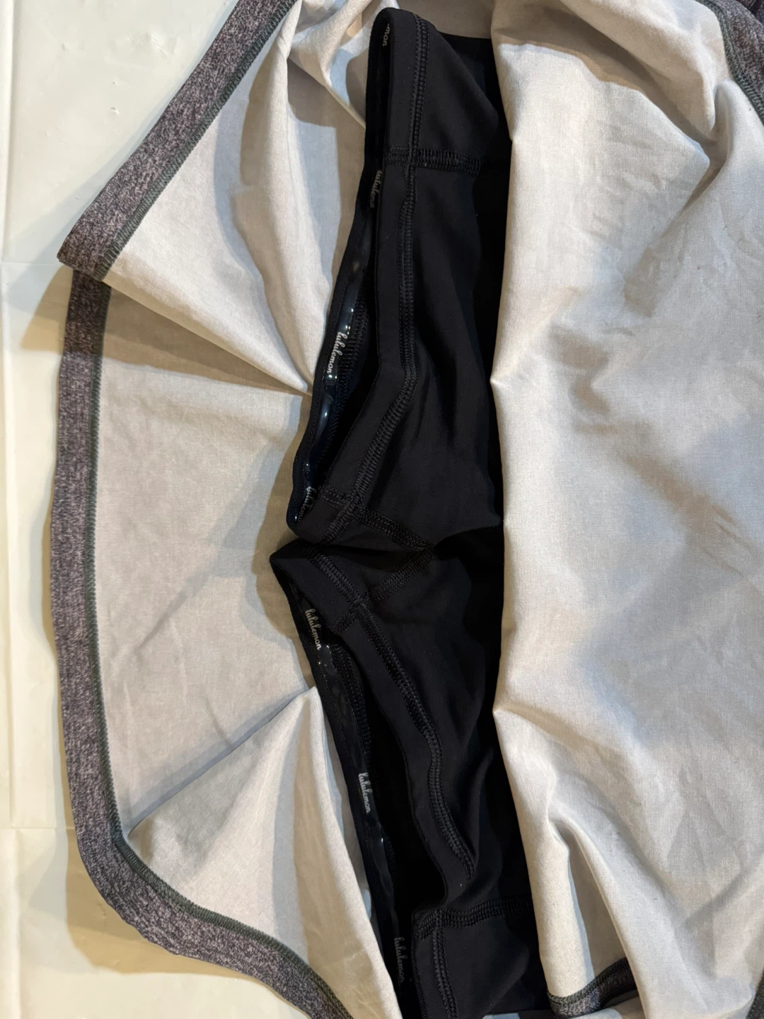 Lululemon Skirt_Heathered Grey_Size 4 - photo 5