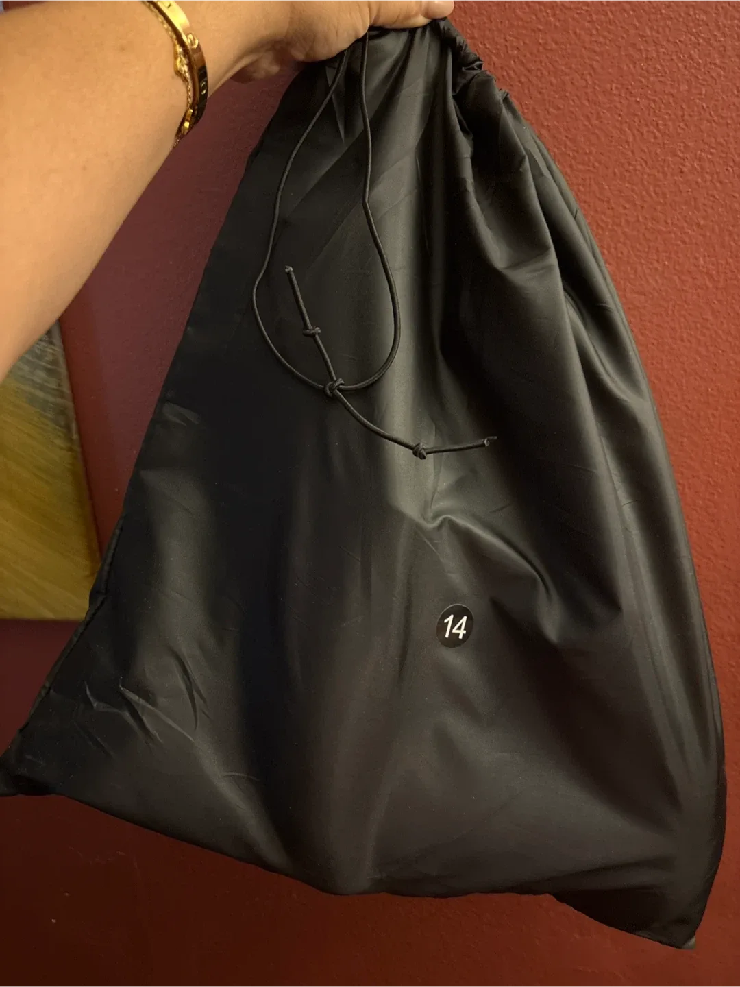 New  Foam Runners Onyx image indicator(3)