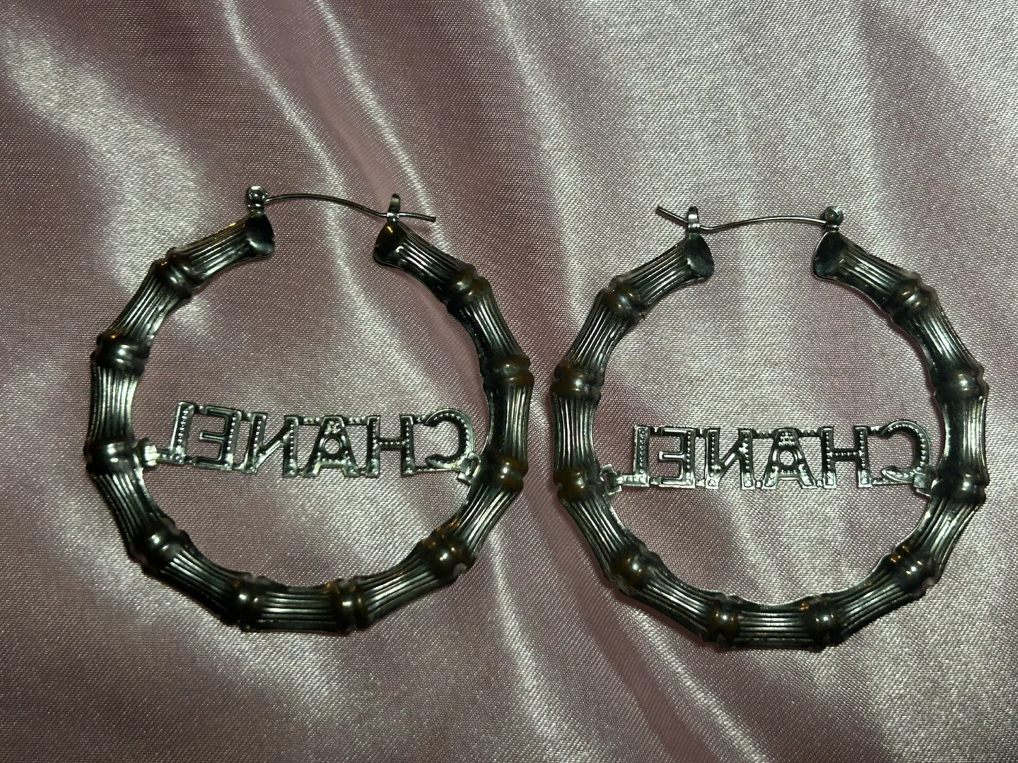 Vintage Hoop Earrings image indicator(2)