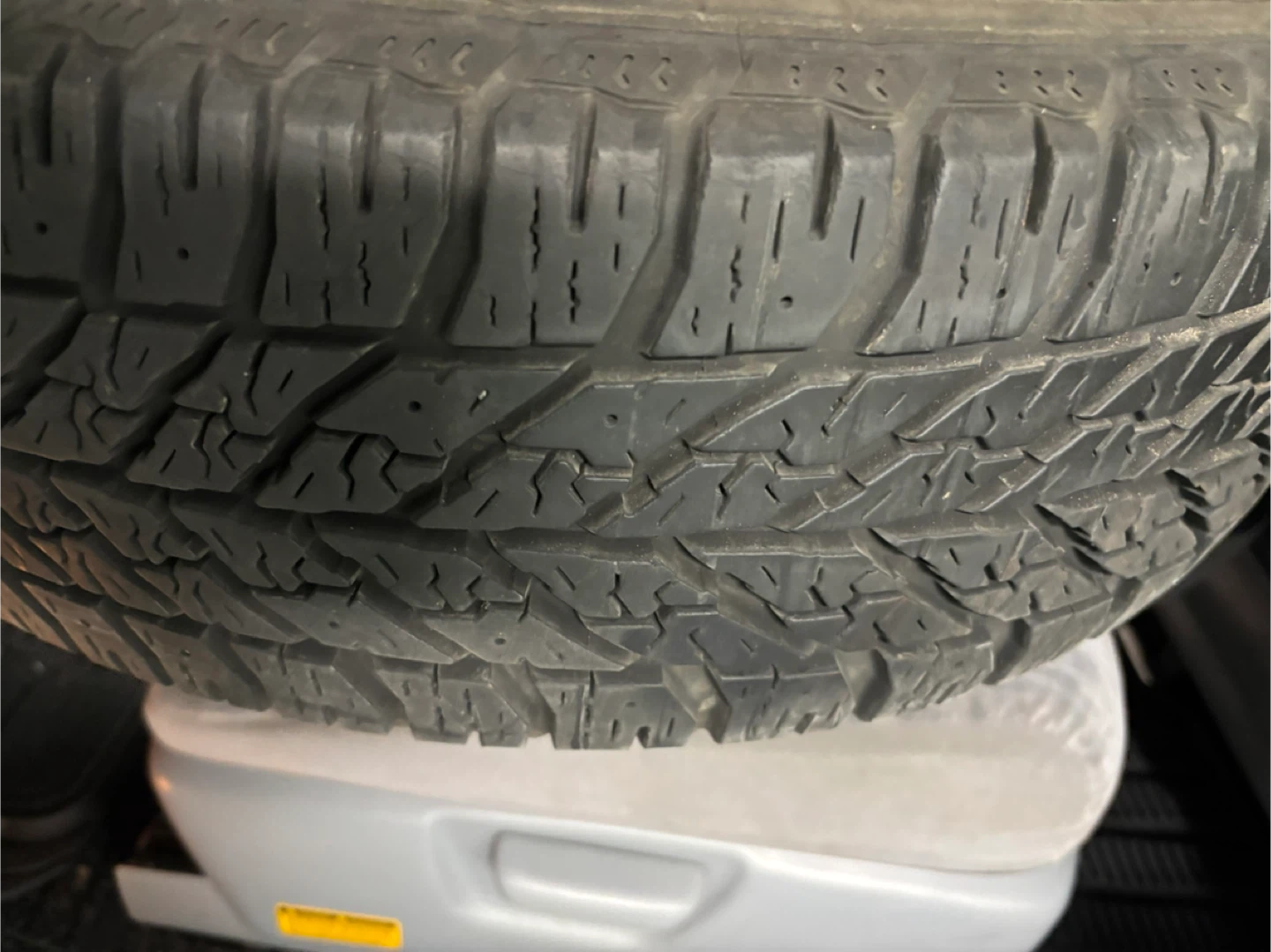 Used Goodyear 205/60R16 Winter Tire - photo 3