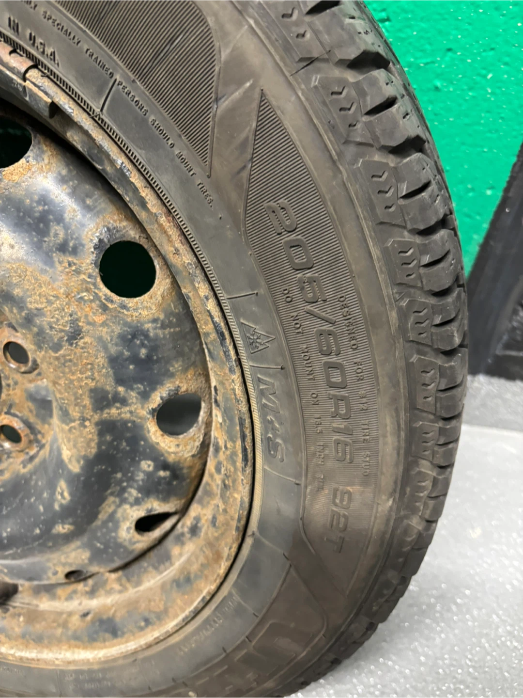 Used Goodyear 205/60R16 Winter Tire