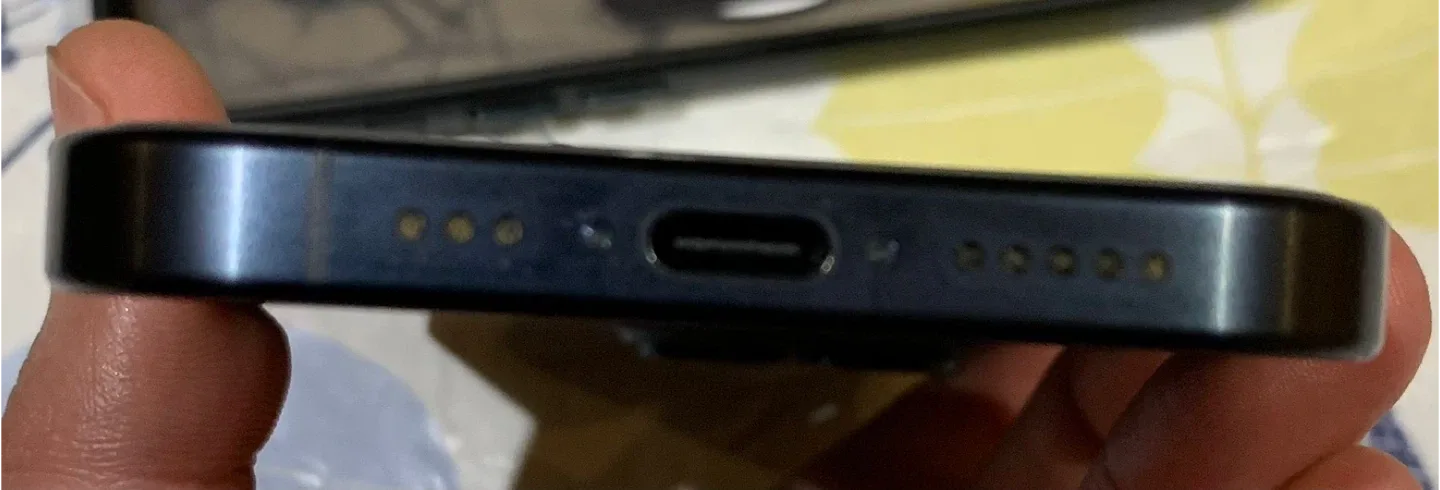 iphone 15 pro - 128GB -Blue titanium - FIXED PRICE image indicator(5)