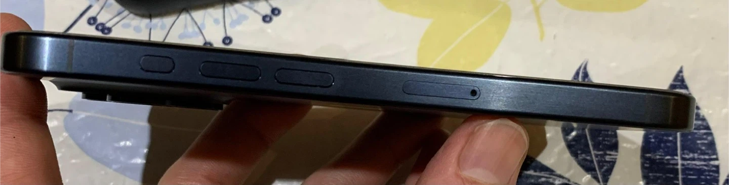 iphone 15 pro - 128GB -Blue titanium - FIXED PRICE - photo 4