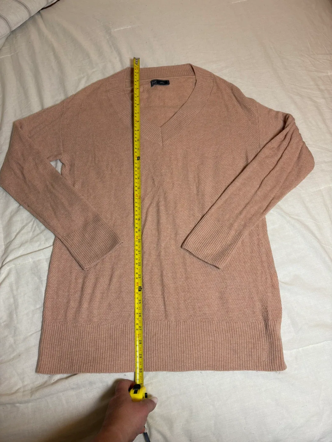 GAP Pink V-Neck Sweater - Size Small #cleanout
