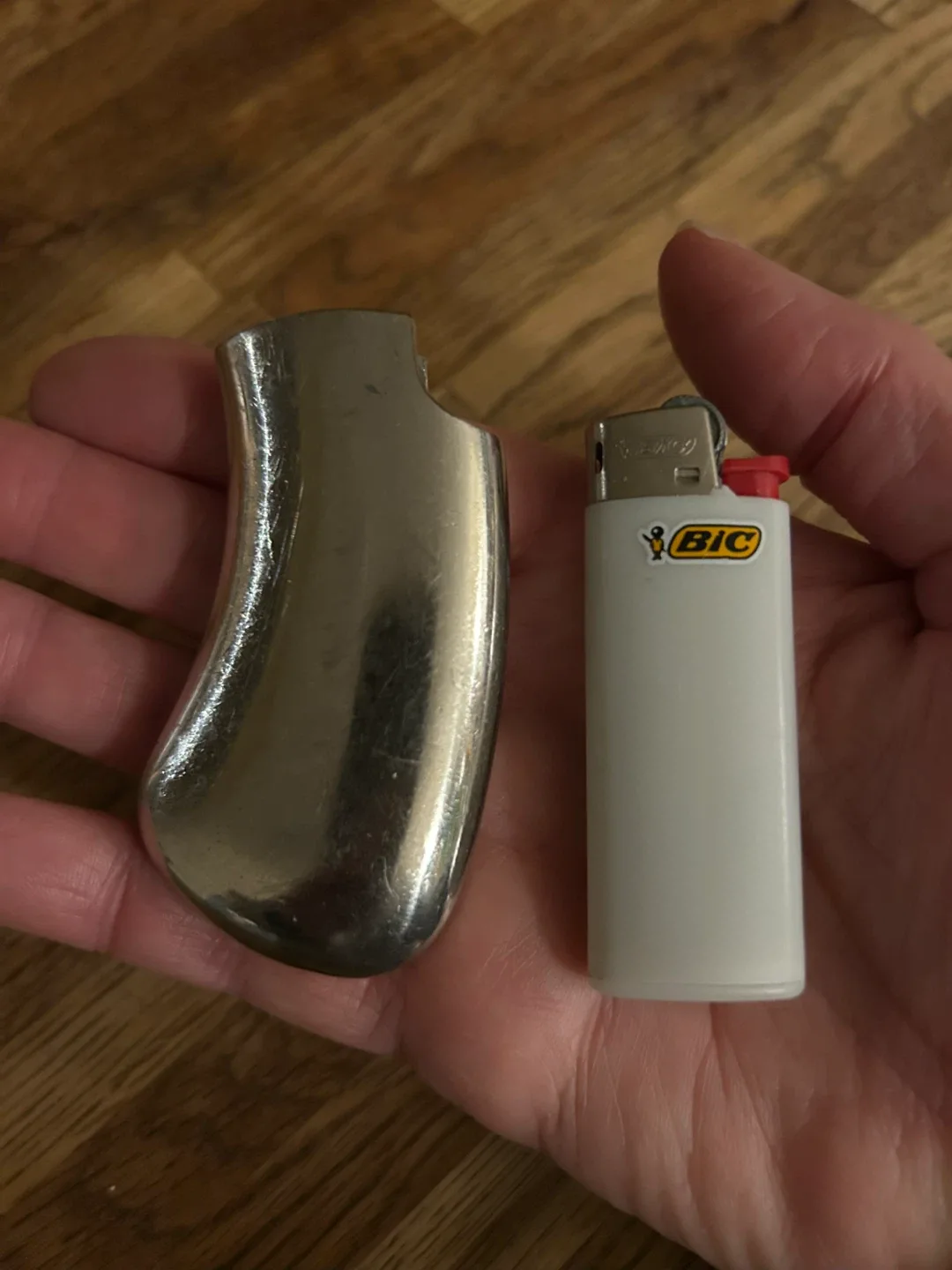 Metal (pewter?) lighter case