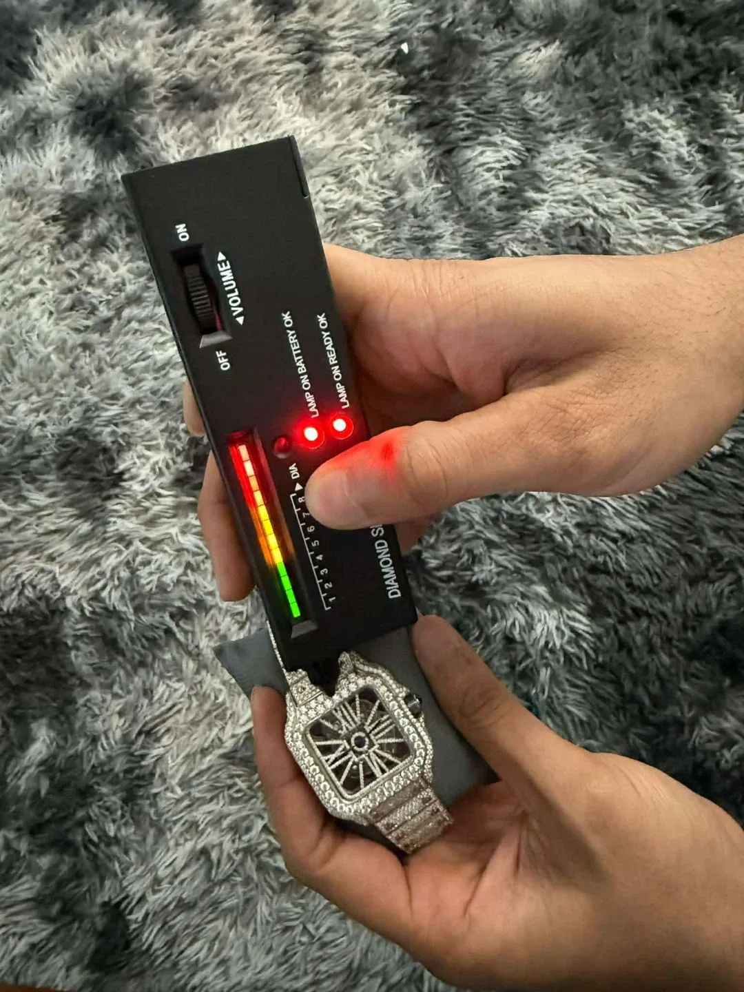 Cartier Santos Diamond Watch with Box image indicator(3)