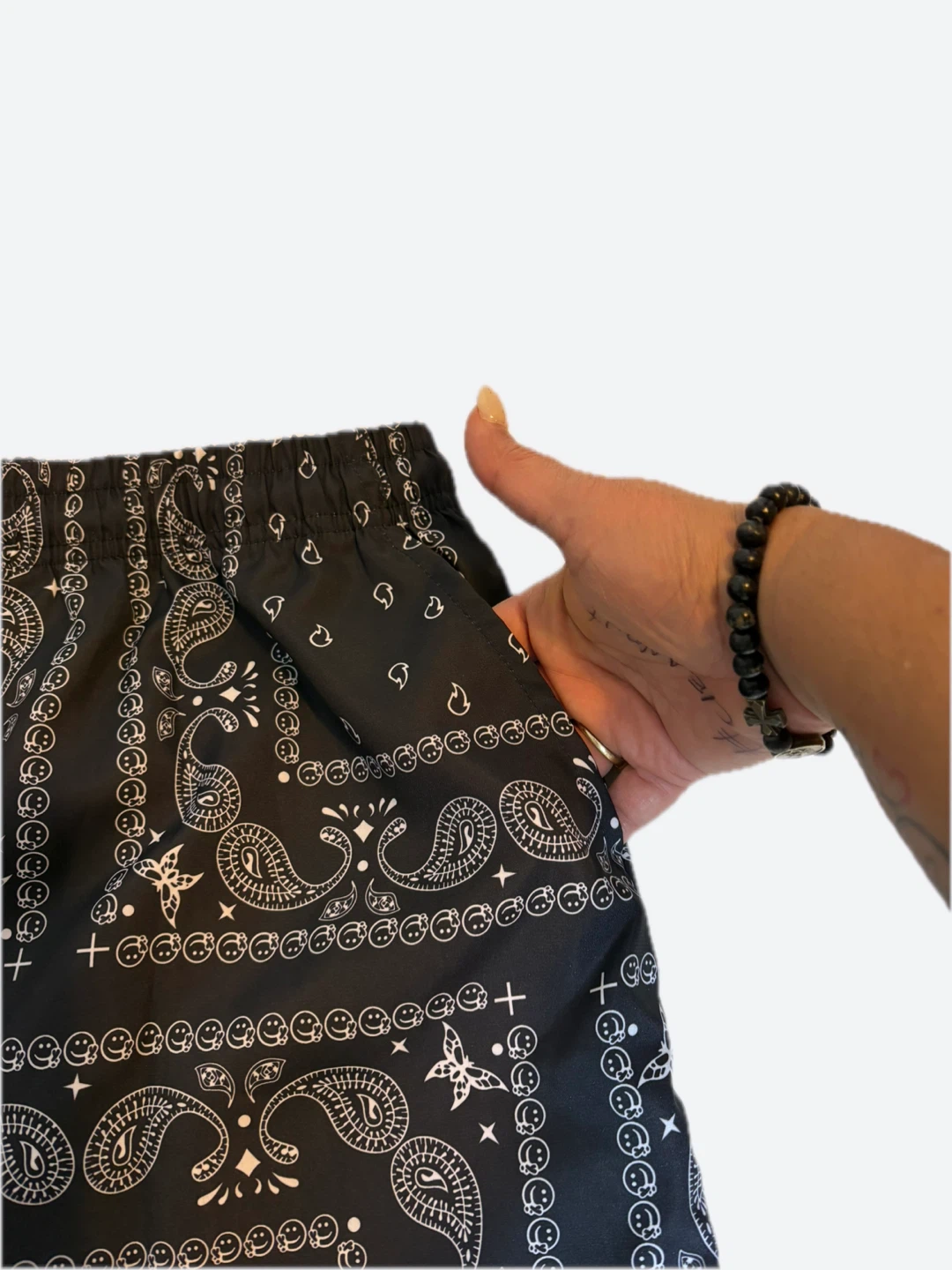 Bandana Print Shorts - Size L #cleanout - photo 3