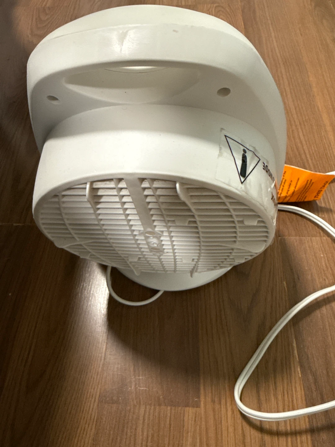 White Portable Space fan Heater - photo 2