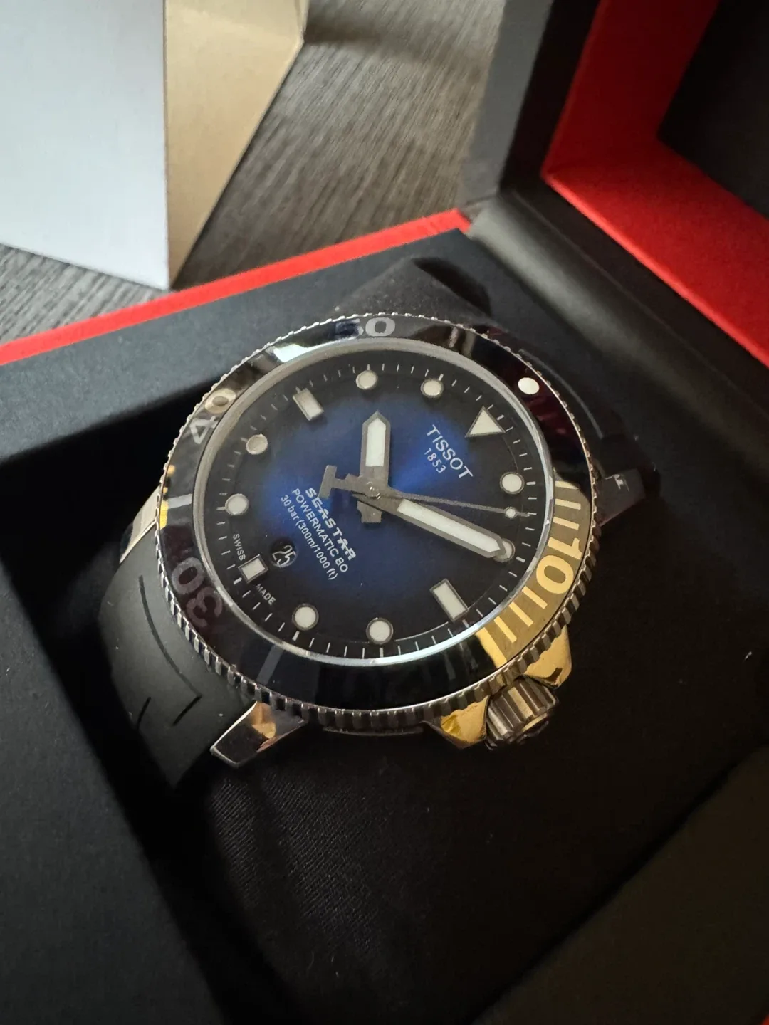 Tissot Seastar 1000 Powermatic 80 43mm Automatic Dive Watch Blue image indicator(4)