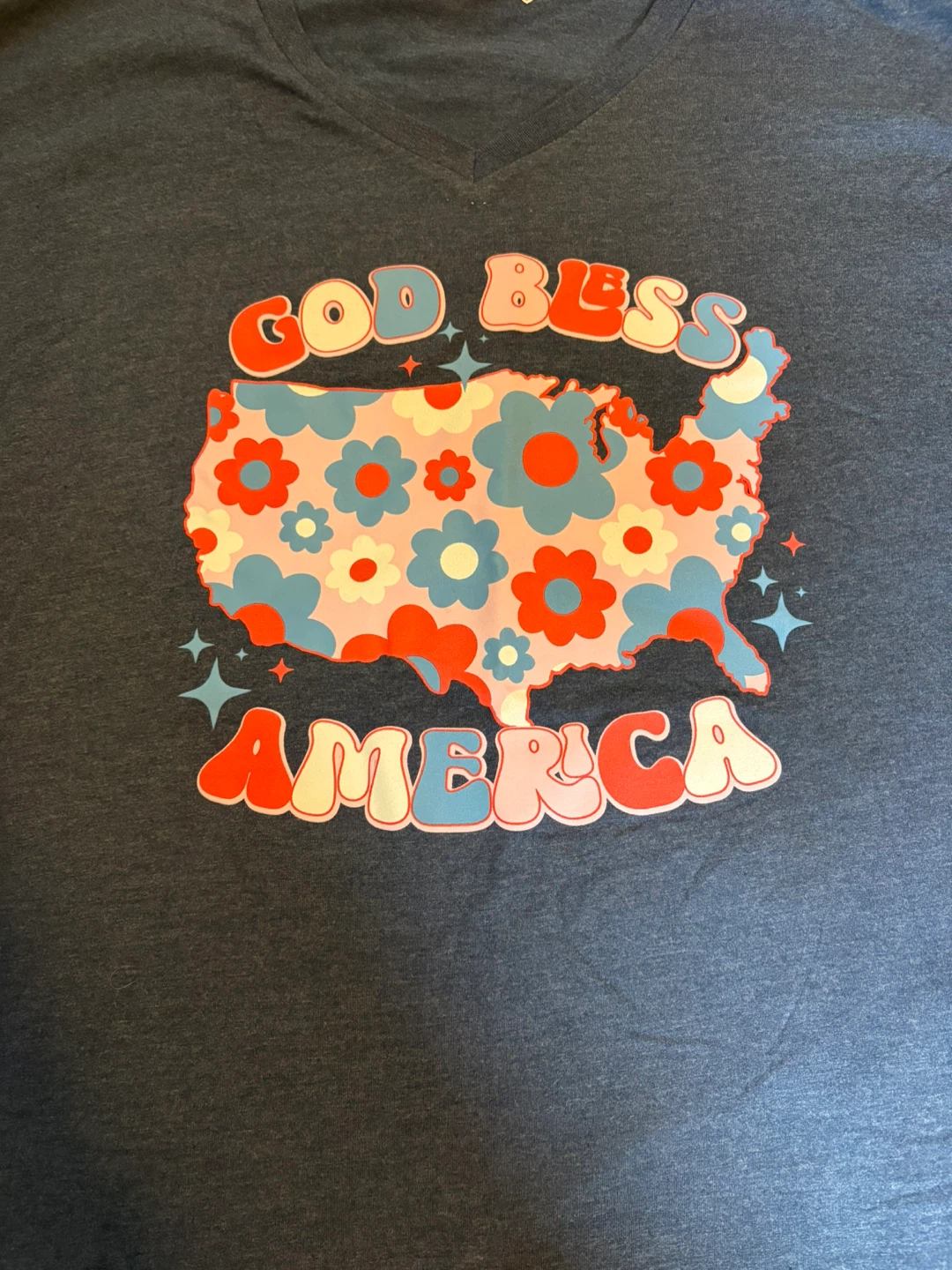 Apparel V-Neck T-Shirt, Size L #cleanout - photo 3