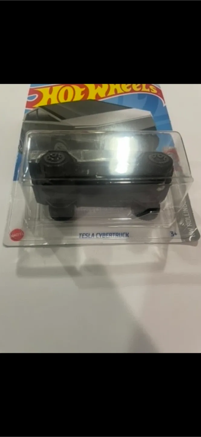 New Hot Wheels Tesla Cybertruck image indicator(2)