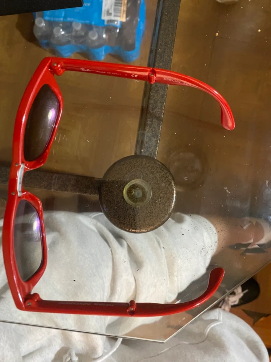 Ray-Ban Wayfarer Red Sunglasses image indicator(3)