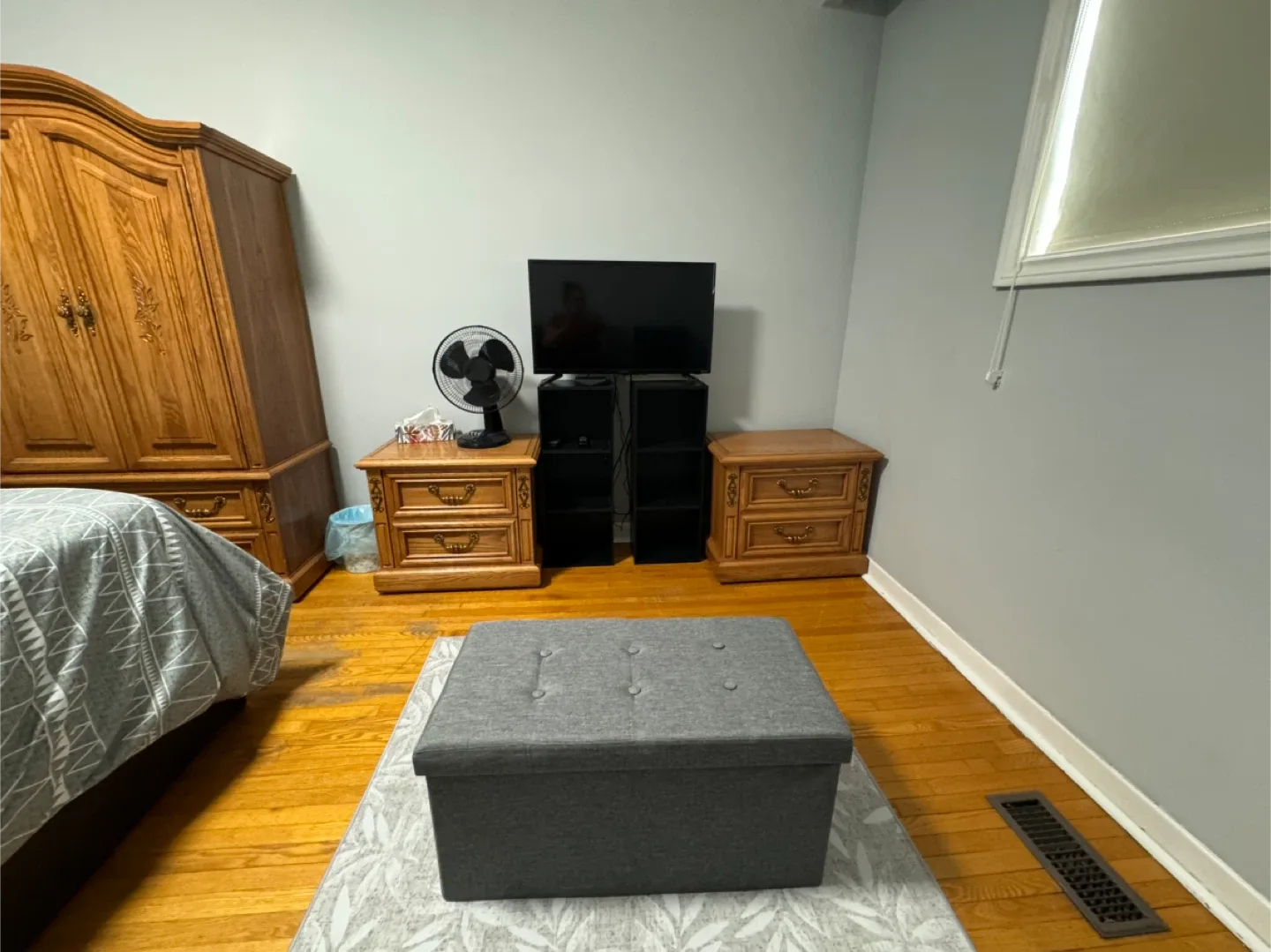 Room for rent image indicator(4)