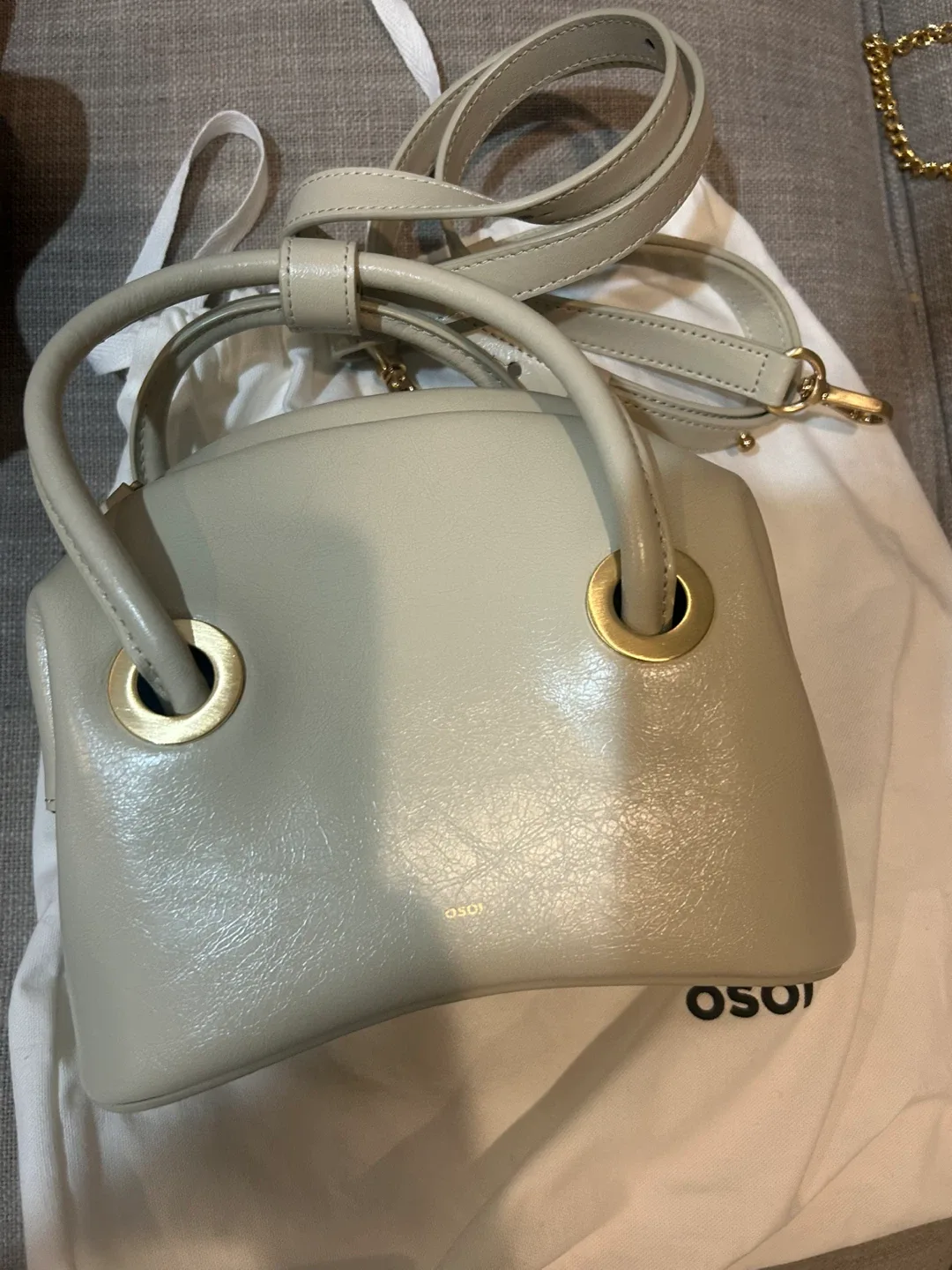 OSOI mini circle brot bag with strap