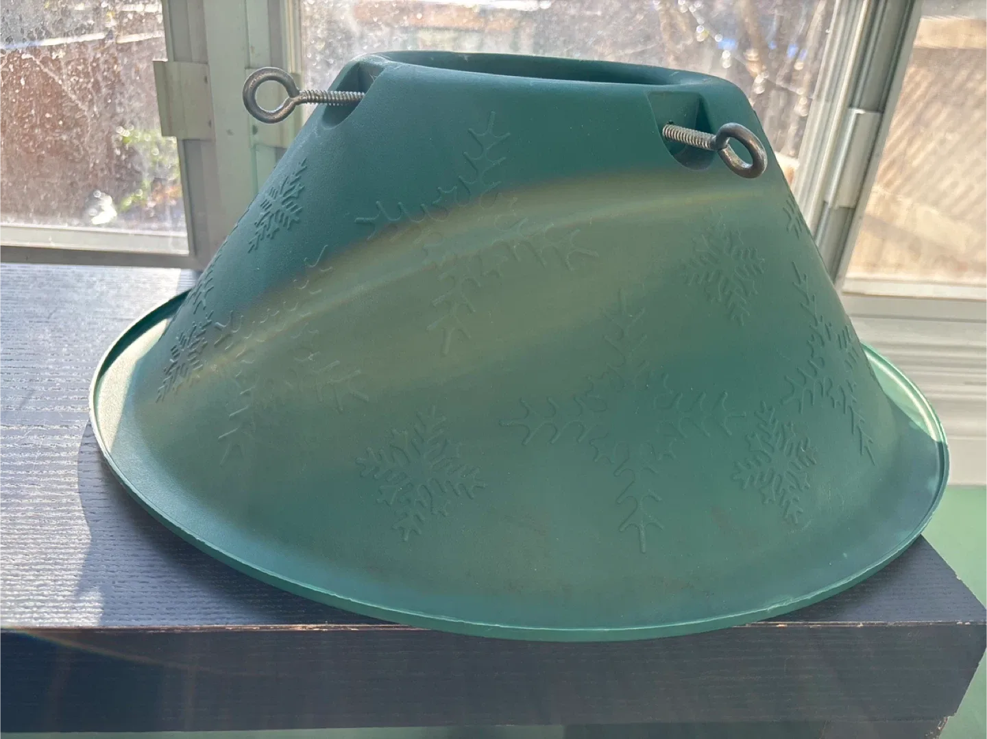 Green Christmas Tree Stand