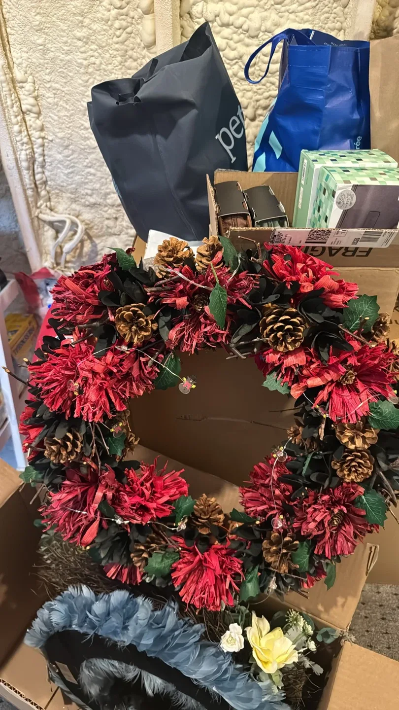 Pinecone Christmas Wreath