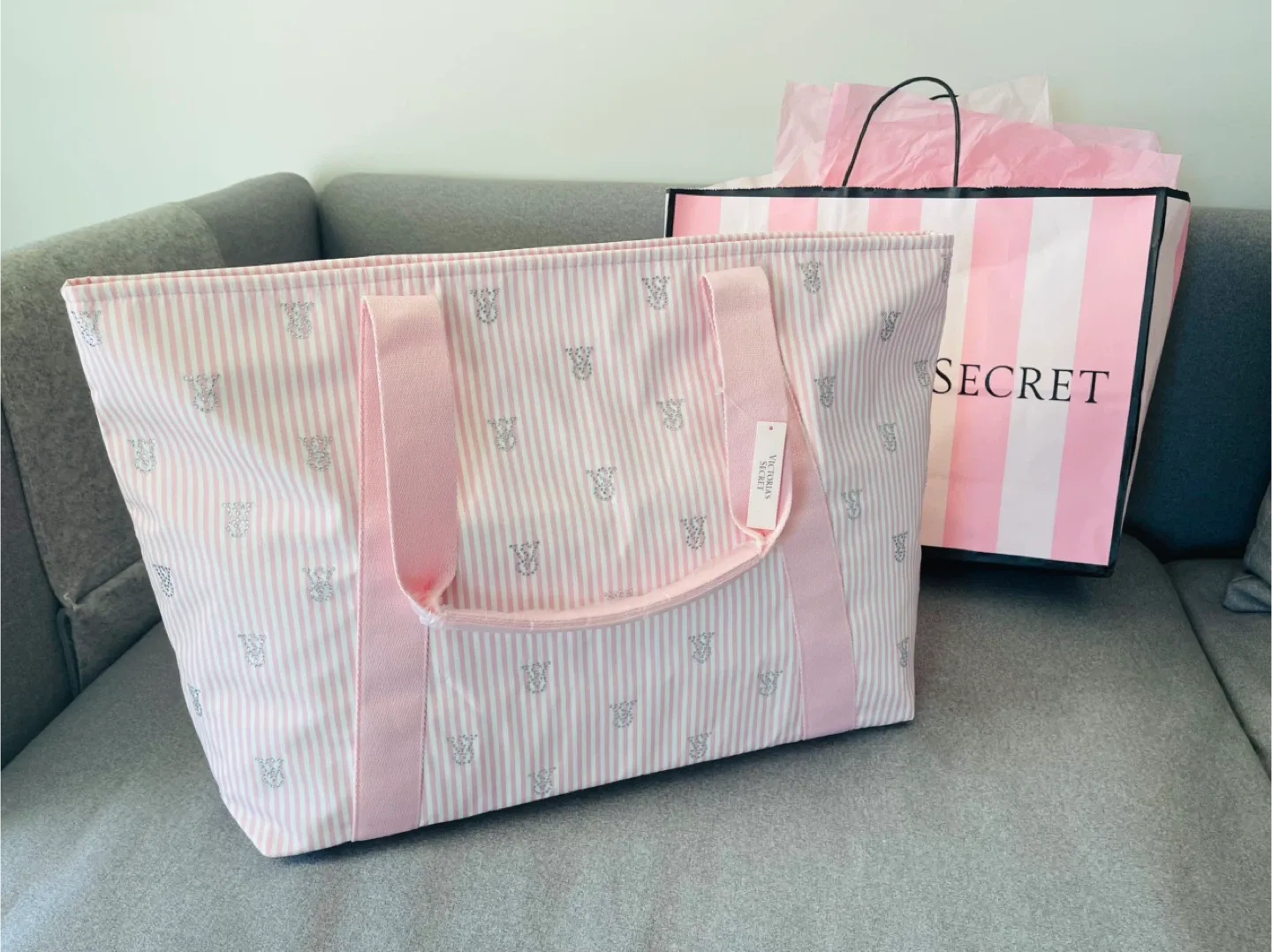 NEW Victoria’s Secret Tote Bag