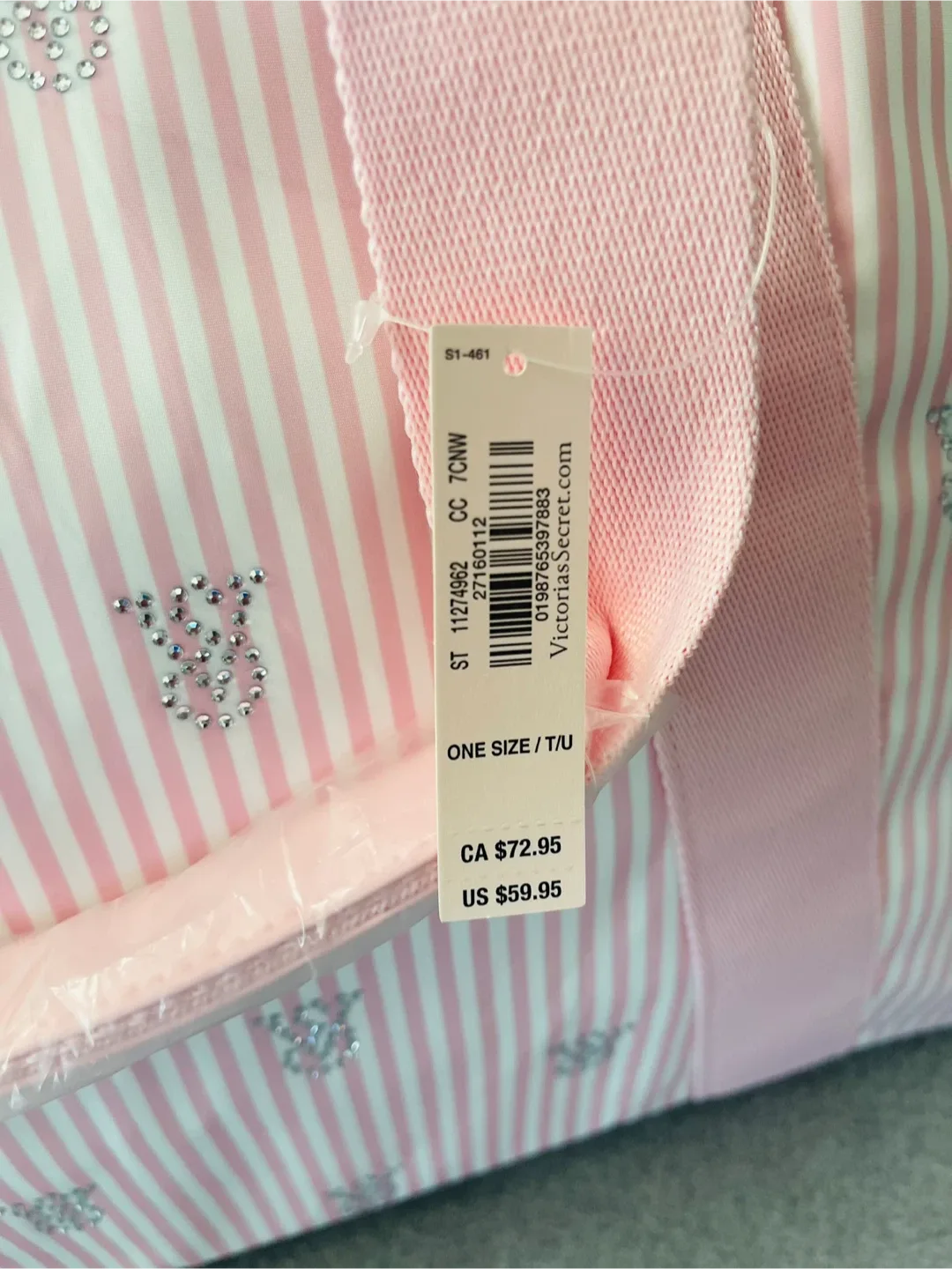 NEW Victoria’s Secret Tote Bag image indicator(2)