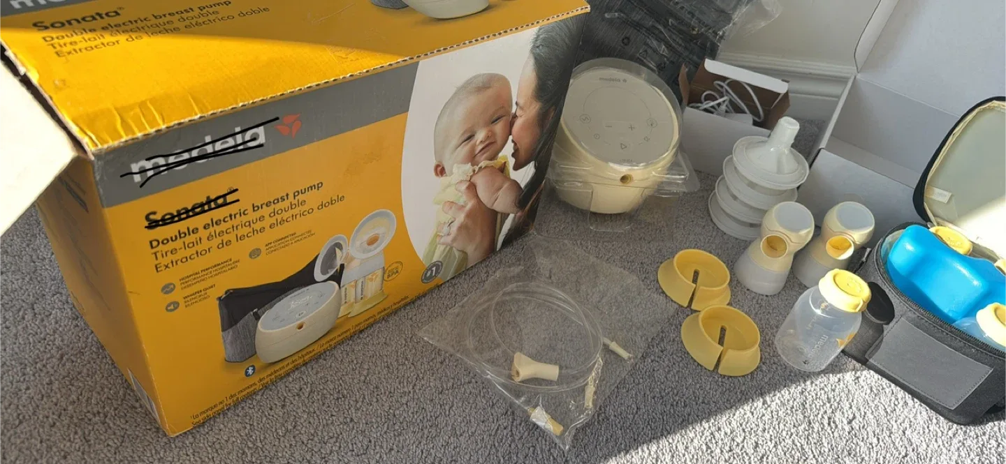 Medela Sonata Breast Pump with Accessories image indicator(6)