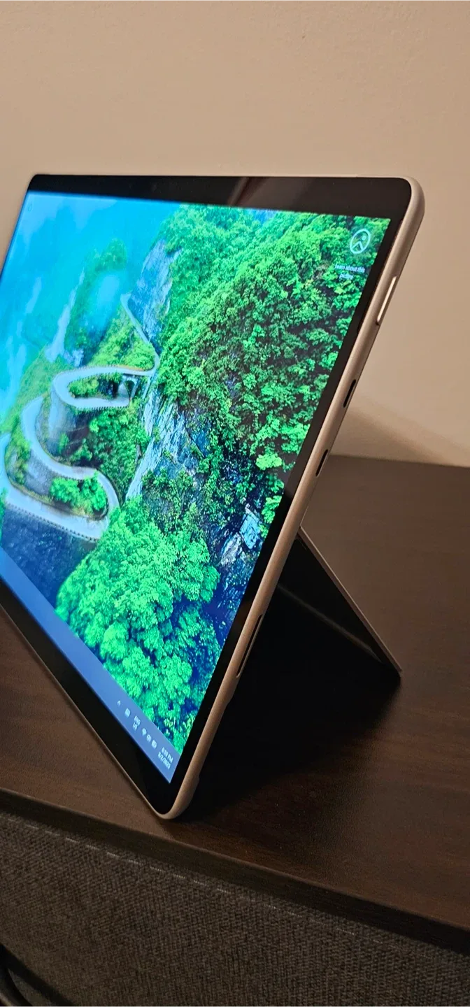 Microsoft Surface Pro image indicator(5)