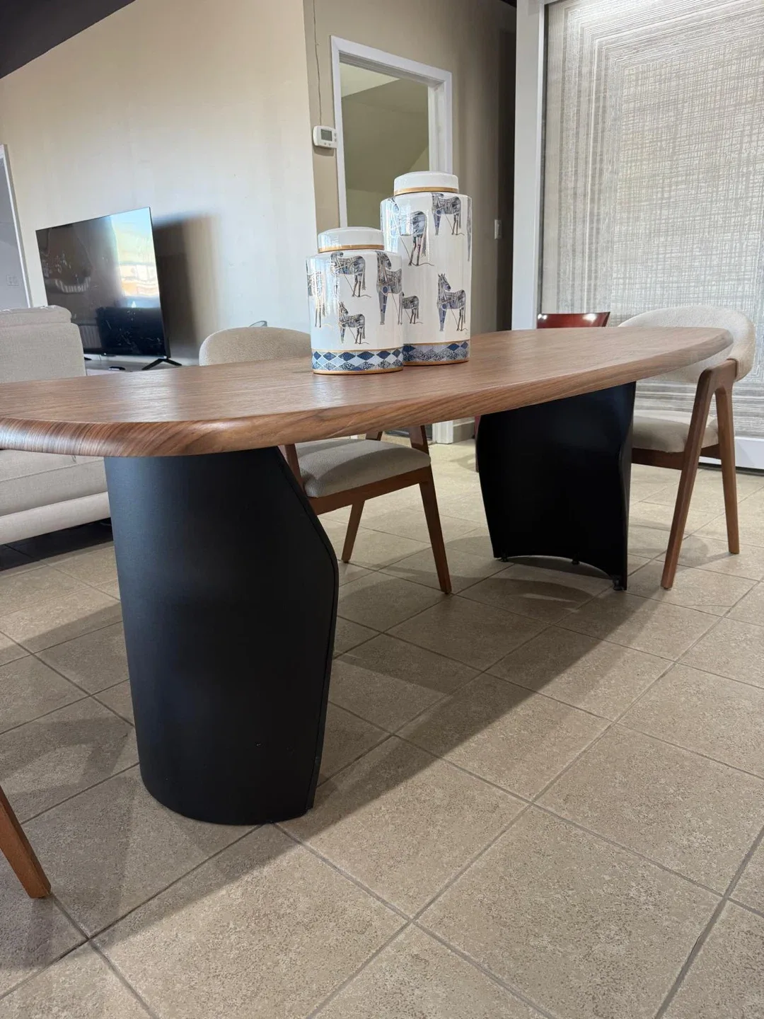 Modern Dining Chair - Wood & Boucle image indicator(3)