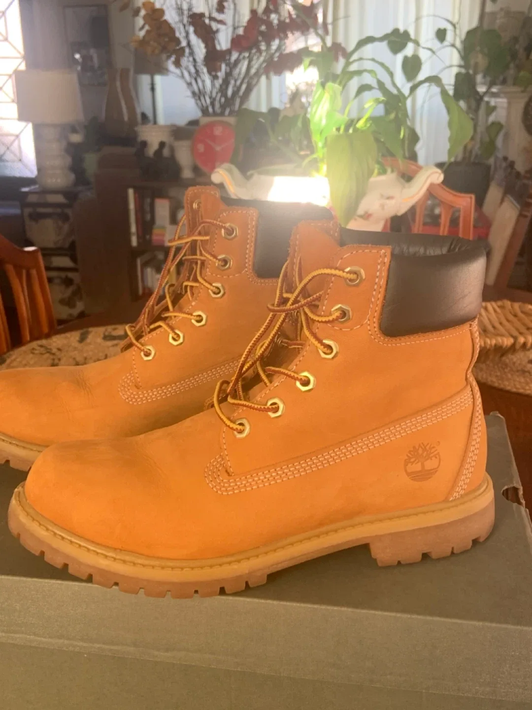 Women’s Premium Timberland Classic Boots image indicator(2)