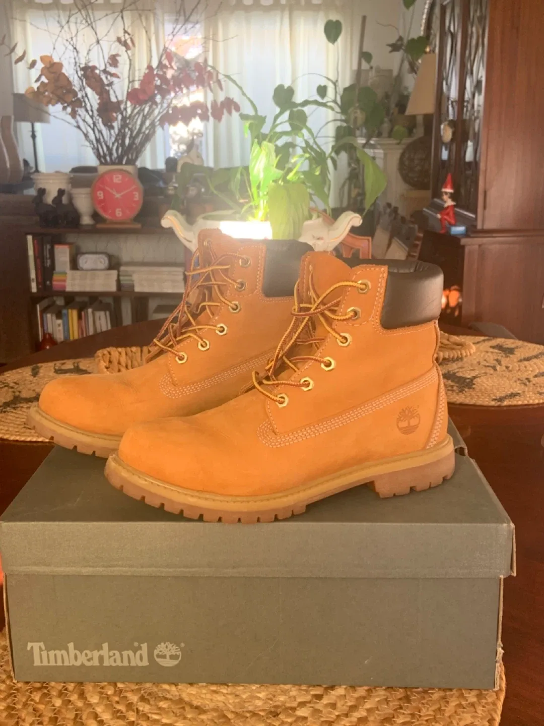 Women’s Premium Timberland Classic Boots