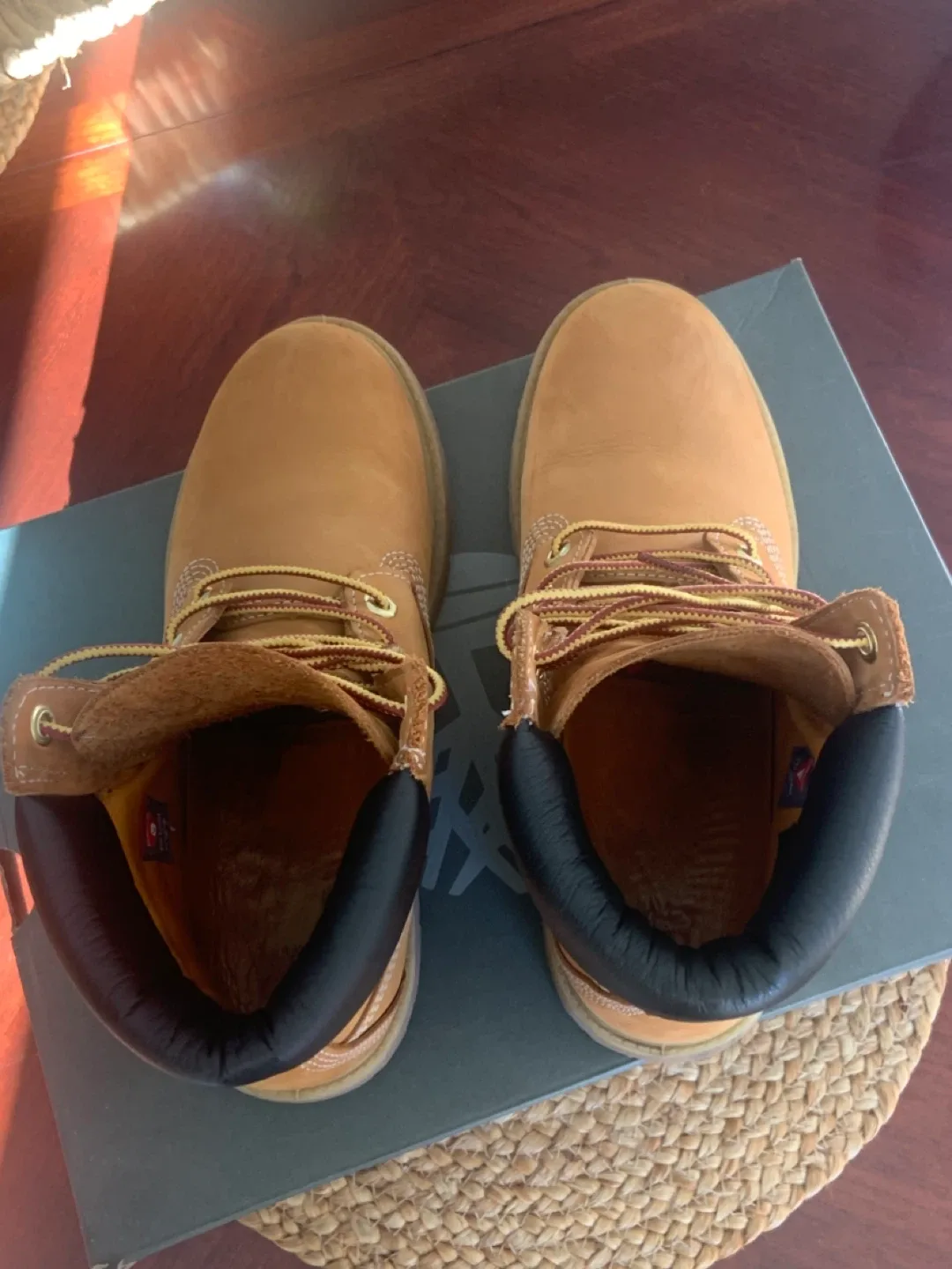 Women’s Premium Timberland Classic Boots image indicator(7)