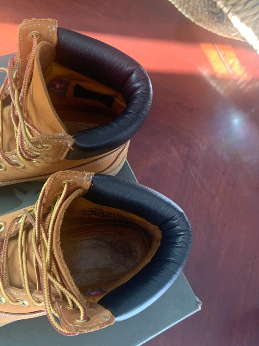 Women’s Premium Timberland Classic Boots image indicator(6)