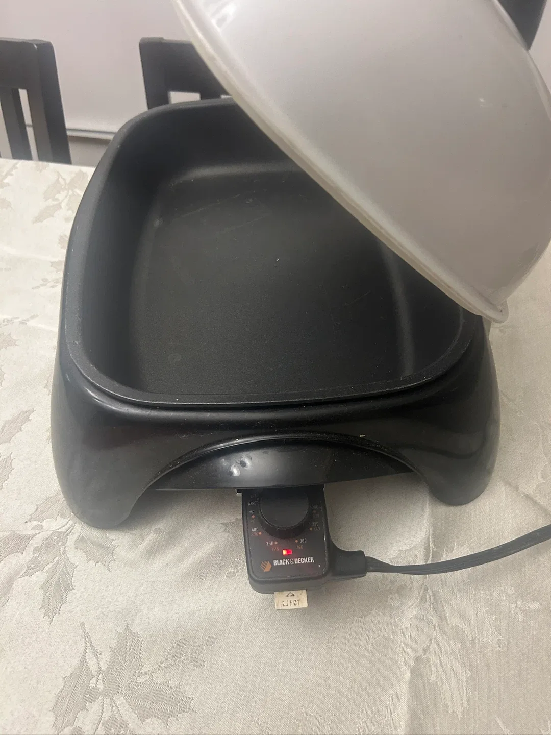 Black & Decker Electric Skillet image indicator(2)