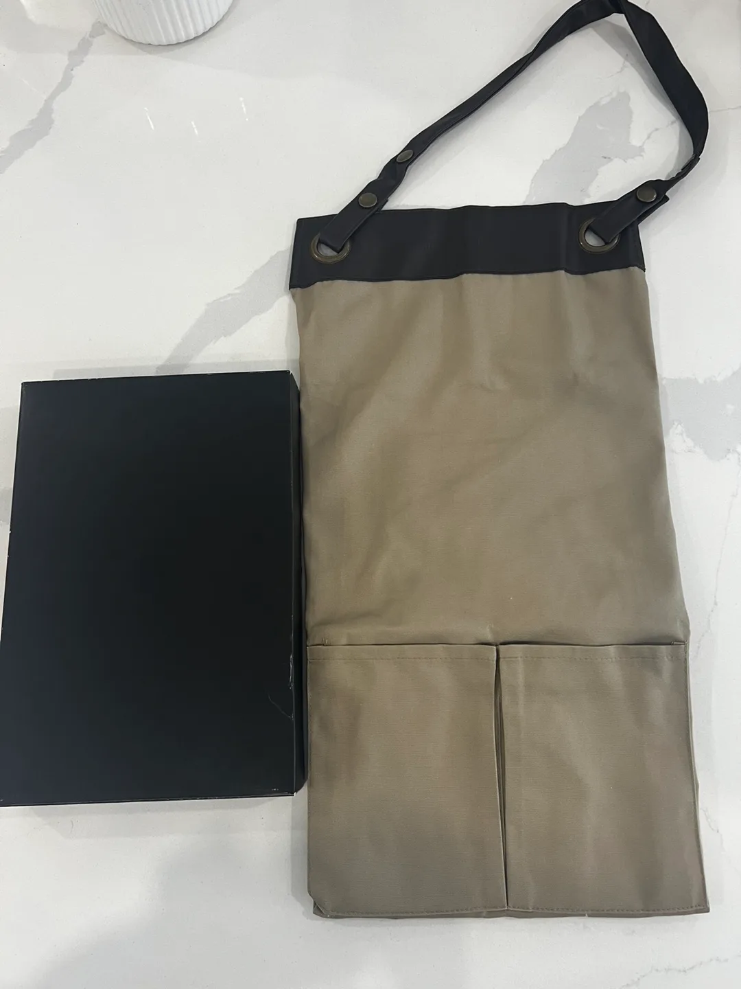 Nespresso Barista Collection Denim Apron image indicator(4)