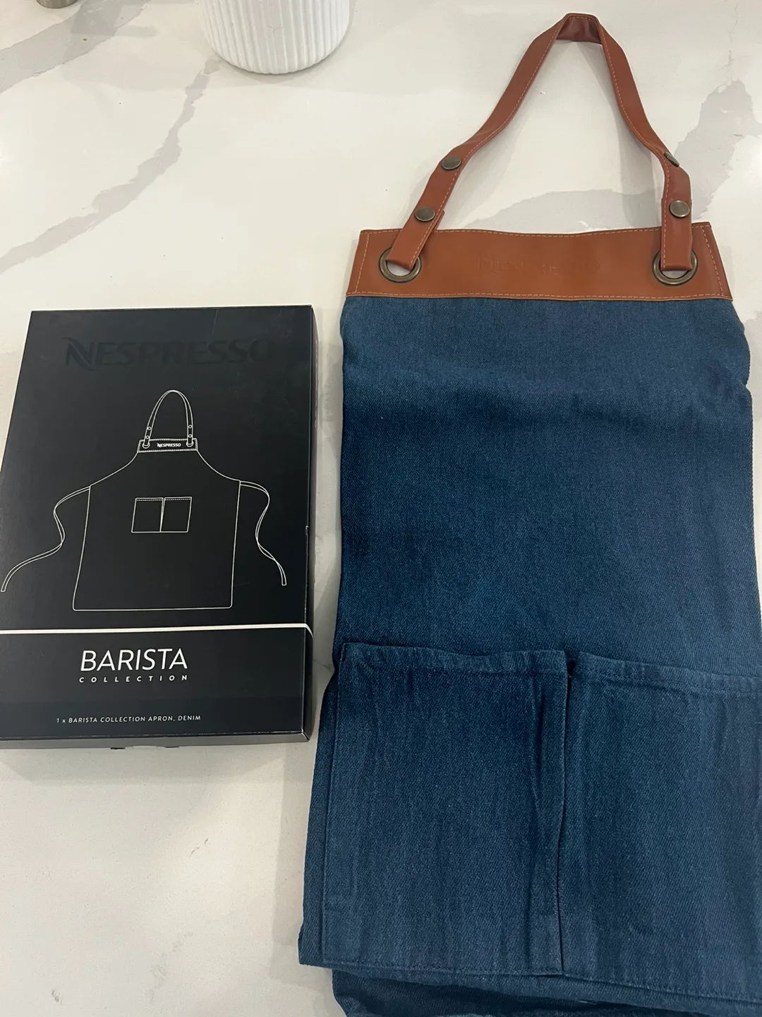 Nespresso Barista Collection Denim Apron image indicator(3)
