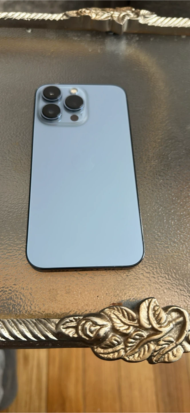 iPhone 13 Pro - Sky Blue - photo 2