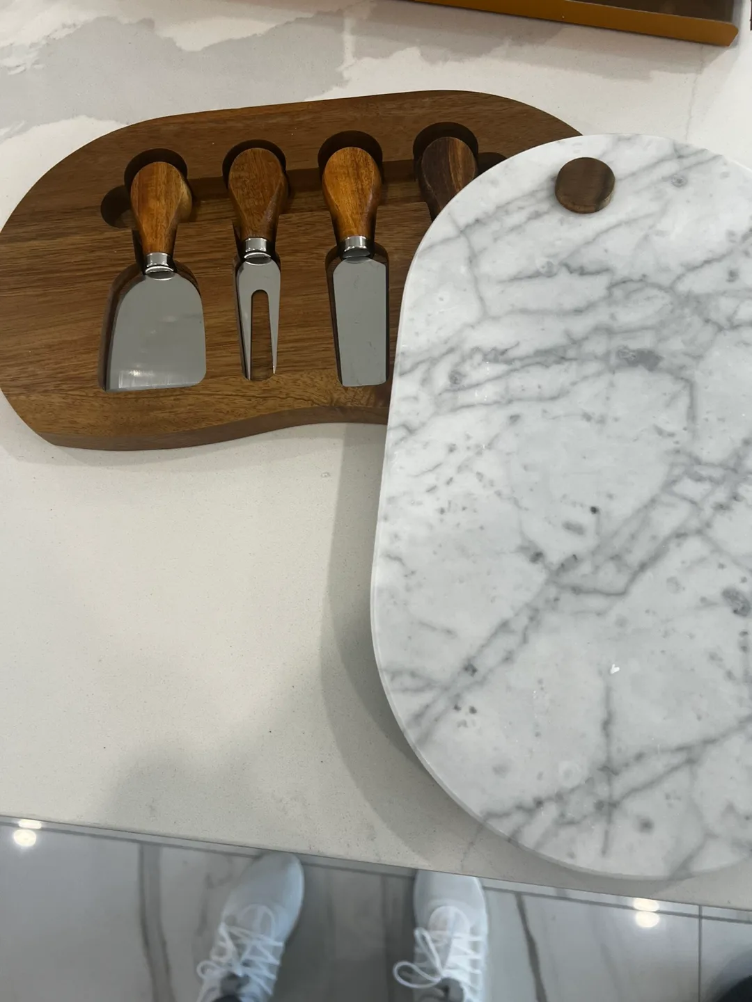 Our Table Hayden 5-Piece Cheese Board Set image indicator(3)