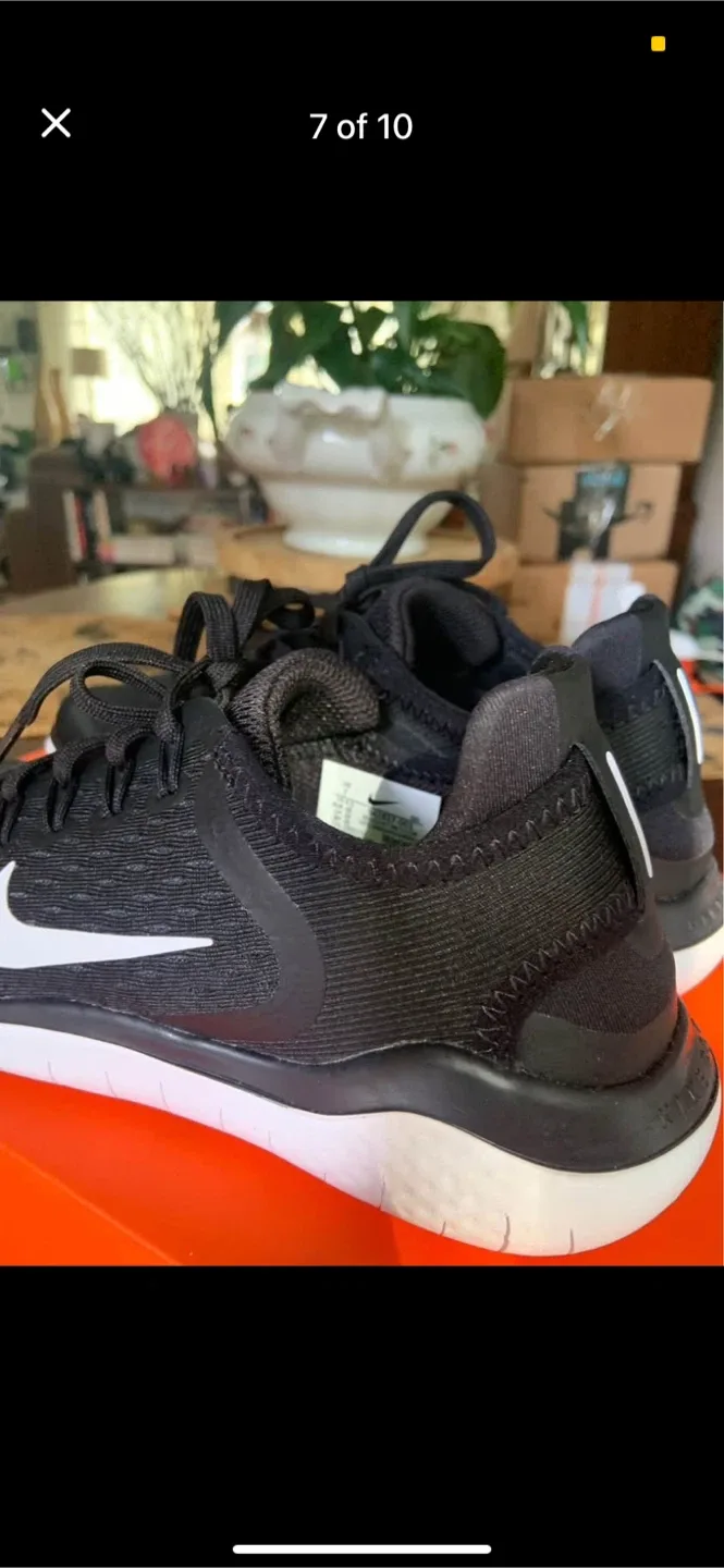 Nike Free RN 2018 Black/White - Size 5 US image indicator(7)
